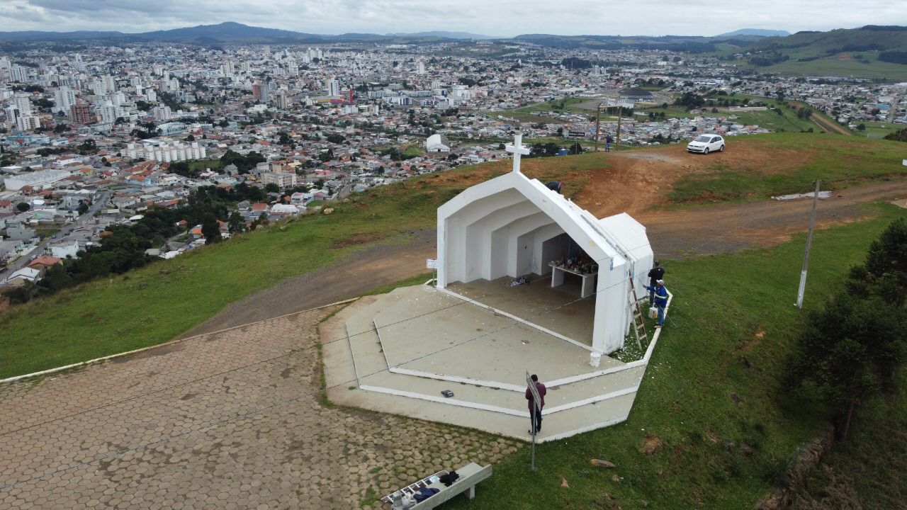 Prefeitura de Lages Prefeitura de Lages prepara o Morro da Cruz para a Semana Santa