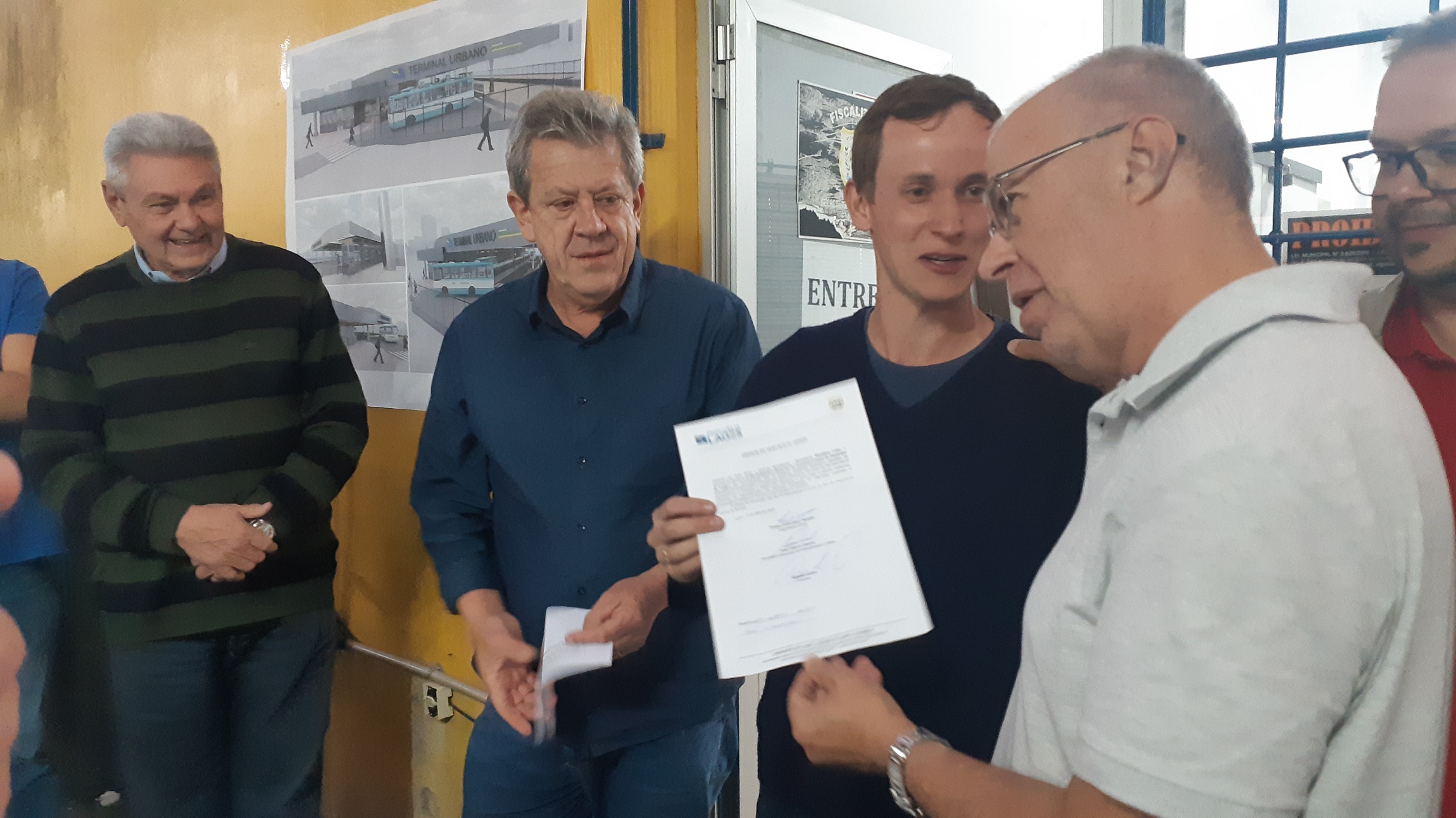 Prefeitura de Lages Prefeito Ceron assina ordem de serviço para revitalização e reforma do Terminal Urbano de Lages