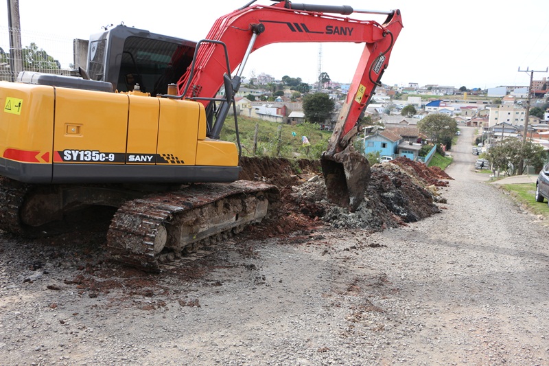 Prefeitura de Lages Rua Maria Arlene da Luz, no bairro Santo Antônio, está em obras de asfaltamento