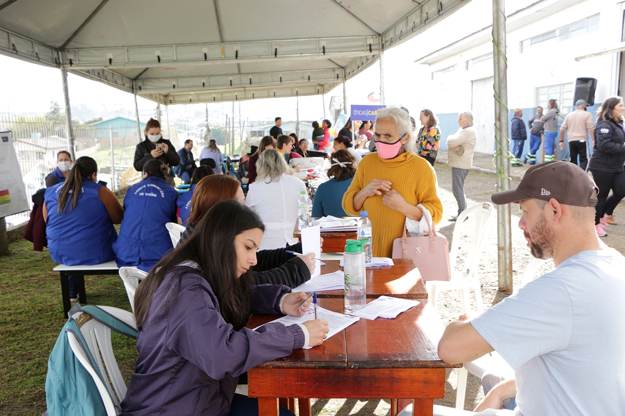 Prefeitura de Lages Programa Desenvolve Mais Bairro, em parceria com a ação Lages em Busca do Lixo Zero, movimentam a região do Santa Mônica 