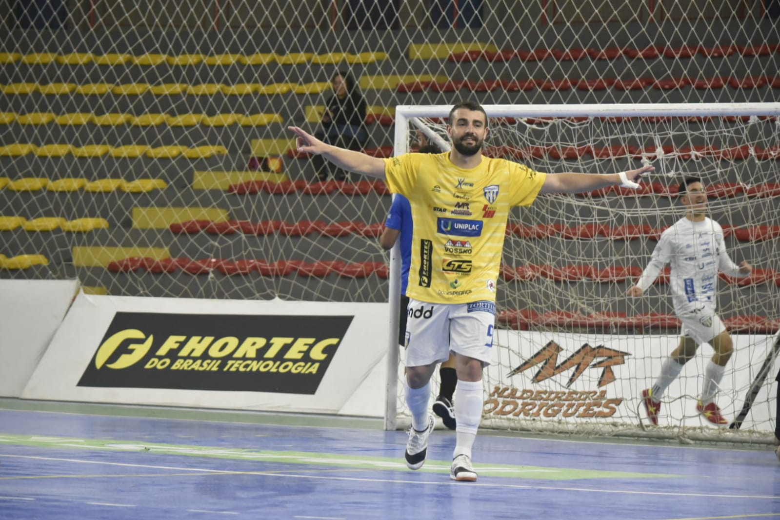 Prefeitura de Lages Em jogo de viradas, Lages Futsal derrota CME Cerrito pelo Estadual