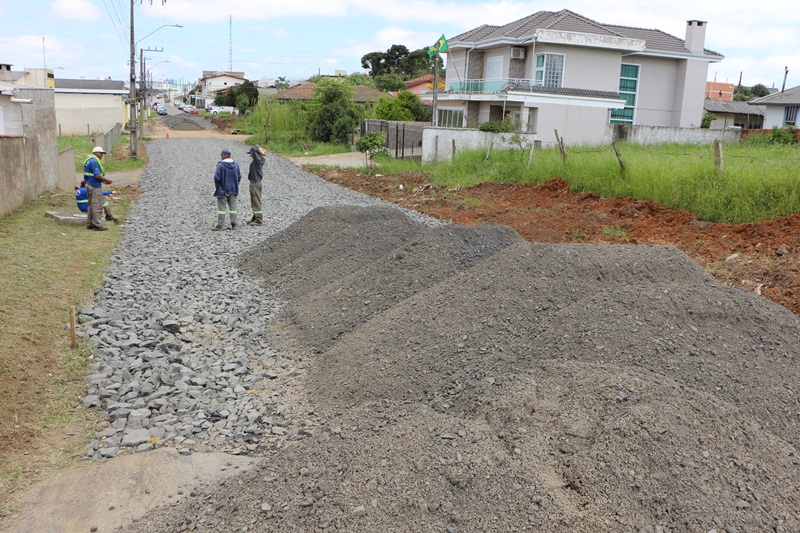Prefeitura de Lages Avançam as obras de asfaltamento de trecho da rua José Veríssimo, no bairro São Cristóvão