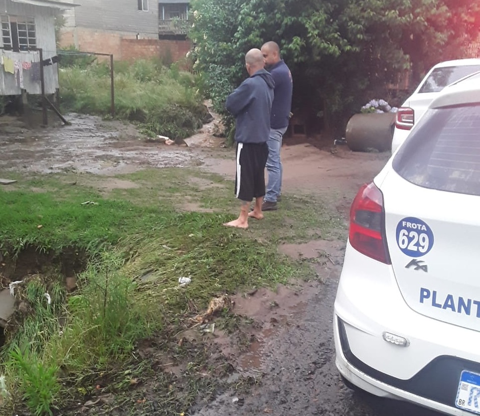 Prefeitura de Lages Defesa Civil de Lages atende ocorrências localizadas devido às chuvas do fim de semana