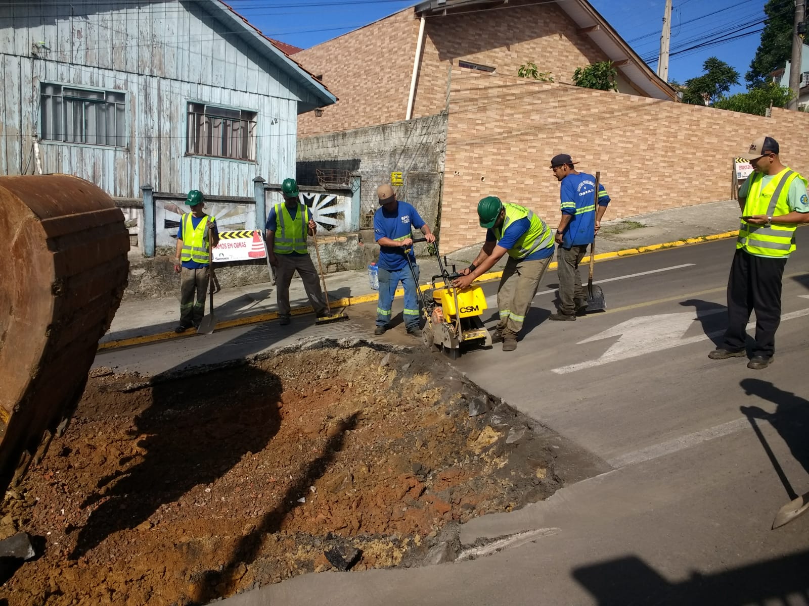 Prefeitura de Lages Prefeitura de Lages faz manutenção de trecho da rua Cruz e Souza, entre o bairro Brusque e Centro