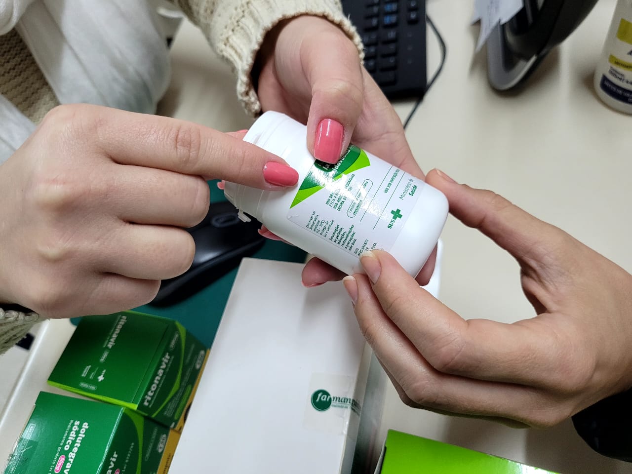 Prefeitura de Lages Mais de 103,9 mil vacinas de rotina foram aplicadas e mais de 3.100 notificações de agravos e doenças formalizadas pela Vigilância Epidemiológica do município 