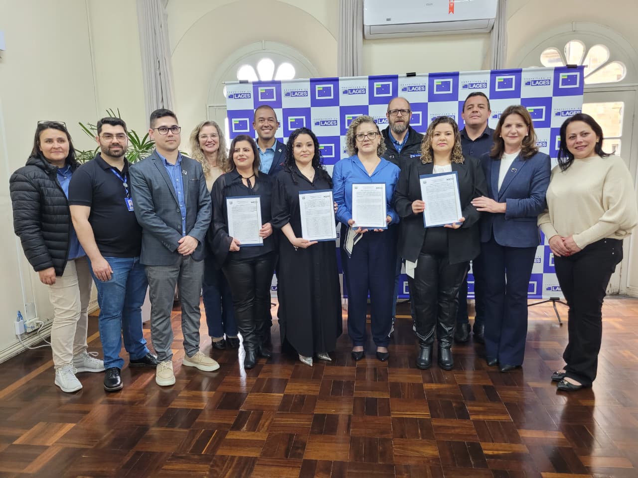 Prefeitura de Lages Tomam posse novas diretoras de Unidades de Ensino municipais