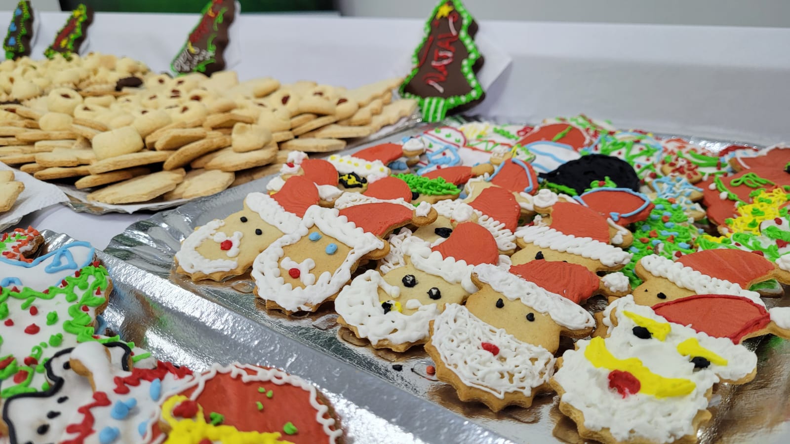 Prefeitura de Lages Abertas as inscrições para artesãos e confeiteiros que pretendem participar da Feira de Artesanato, Manualidades e Confeitaria durante o Natal Feliz Cidade