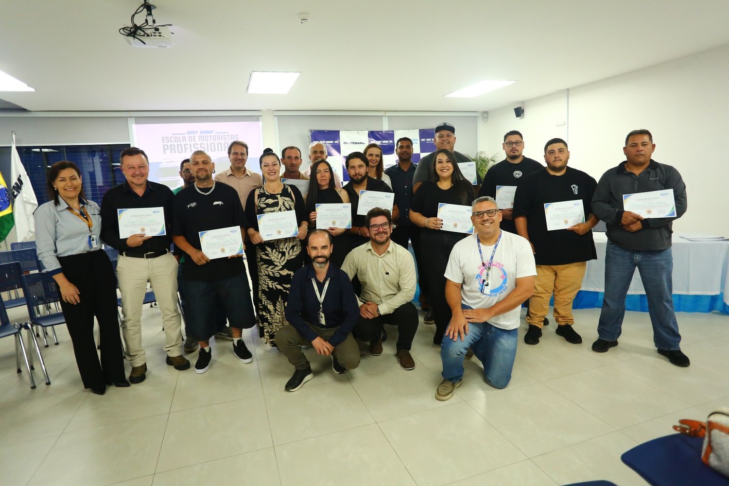 Prefeitura de Lages Prefeitura de Lages capacita mão de obra para operadores de máquinas pesadas e motoristas profissionais