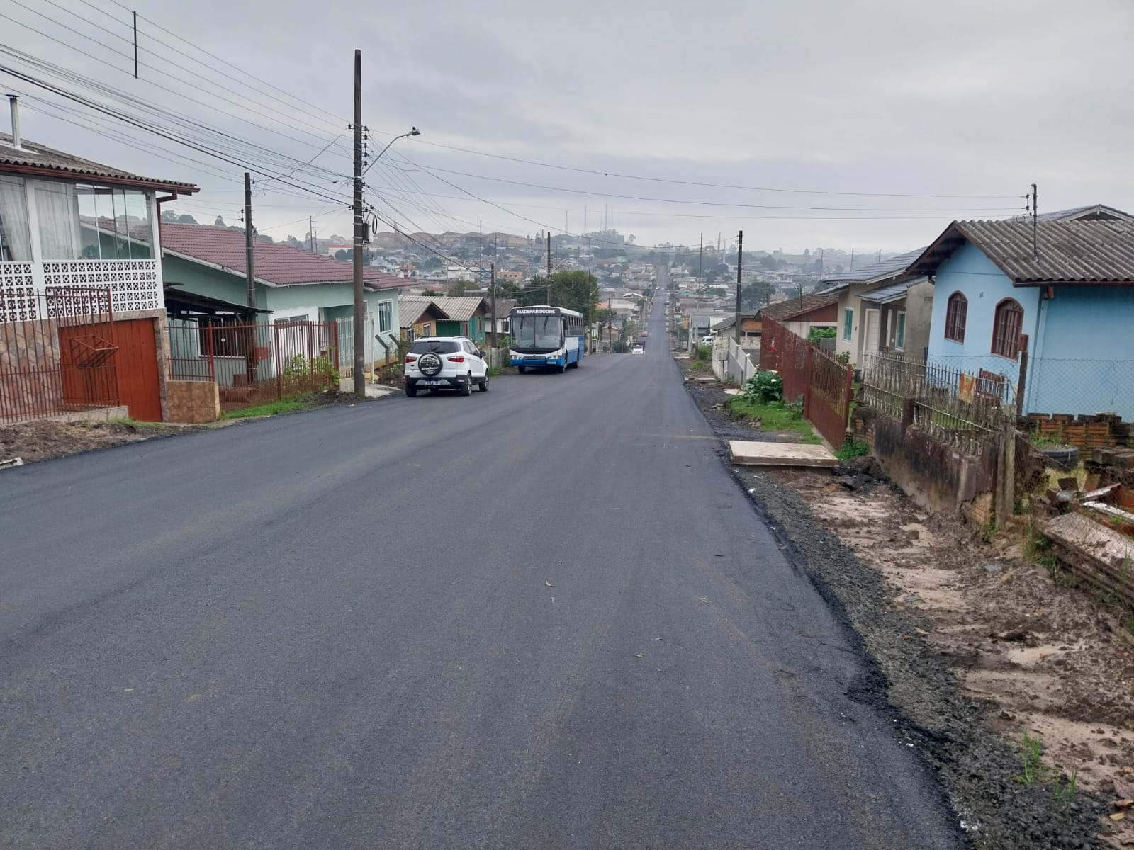 Prefeitura de Lages Asfaltamento da rua Flamengo, no Santa Mônica, abrange trecho de 840 metros