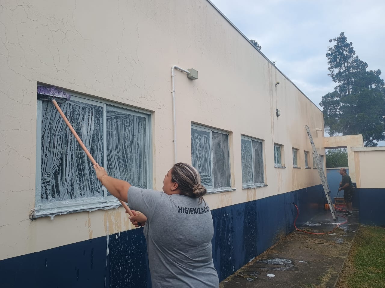 Prefeitura de Lages Unidade Básica de Saúde do Guarujá passa por higienização e manutenção