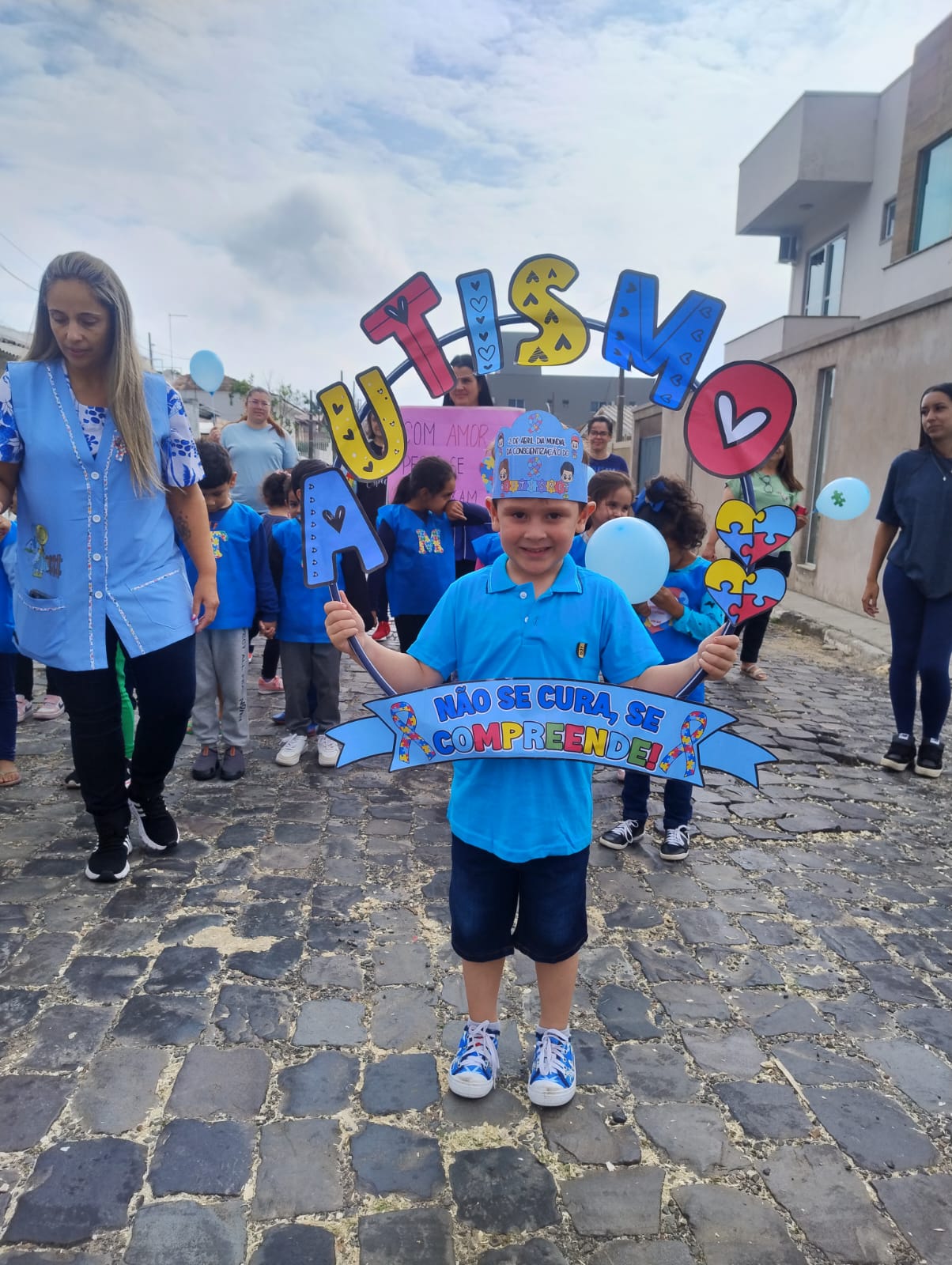 Prefeitura de Lages Mês de Conscientização sobre o Autismo: Unidades municipais de ensino promovem ações do Abril Azul