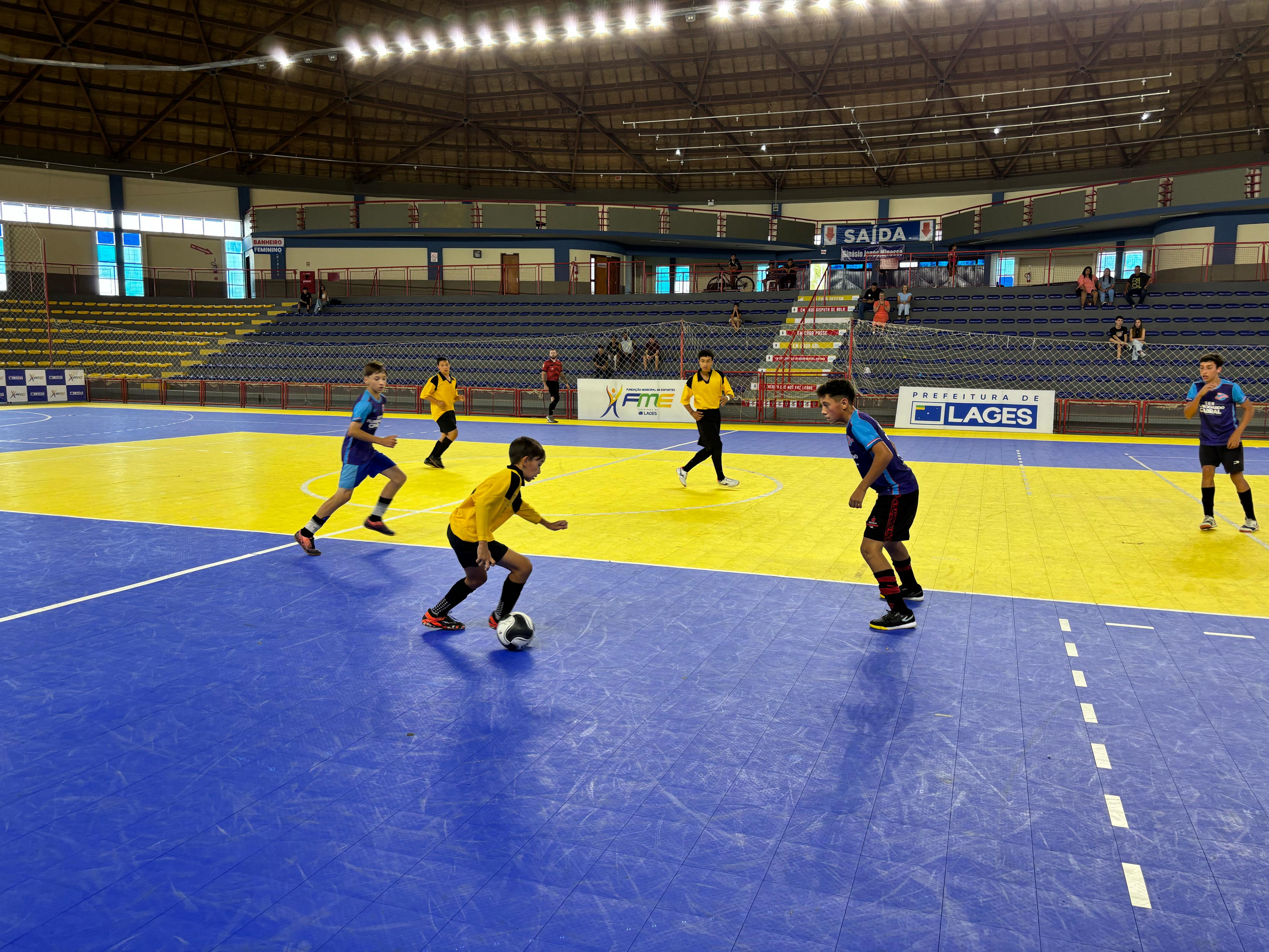 Prefeitura de Lages Jesc 2025: Segundo dia dos Jogos Escolares de Santa Catarina agitam os ginásios de Lages