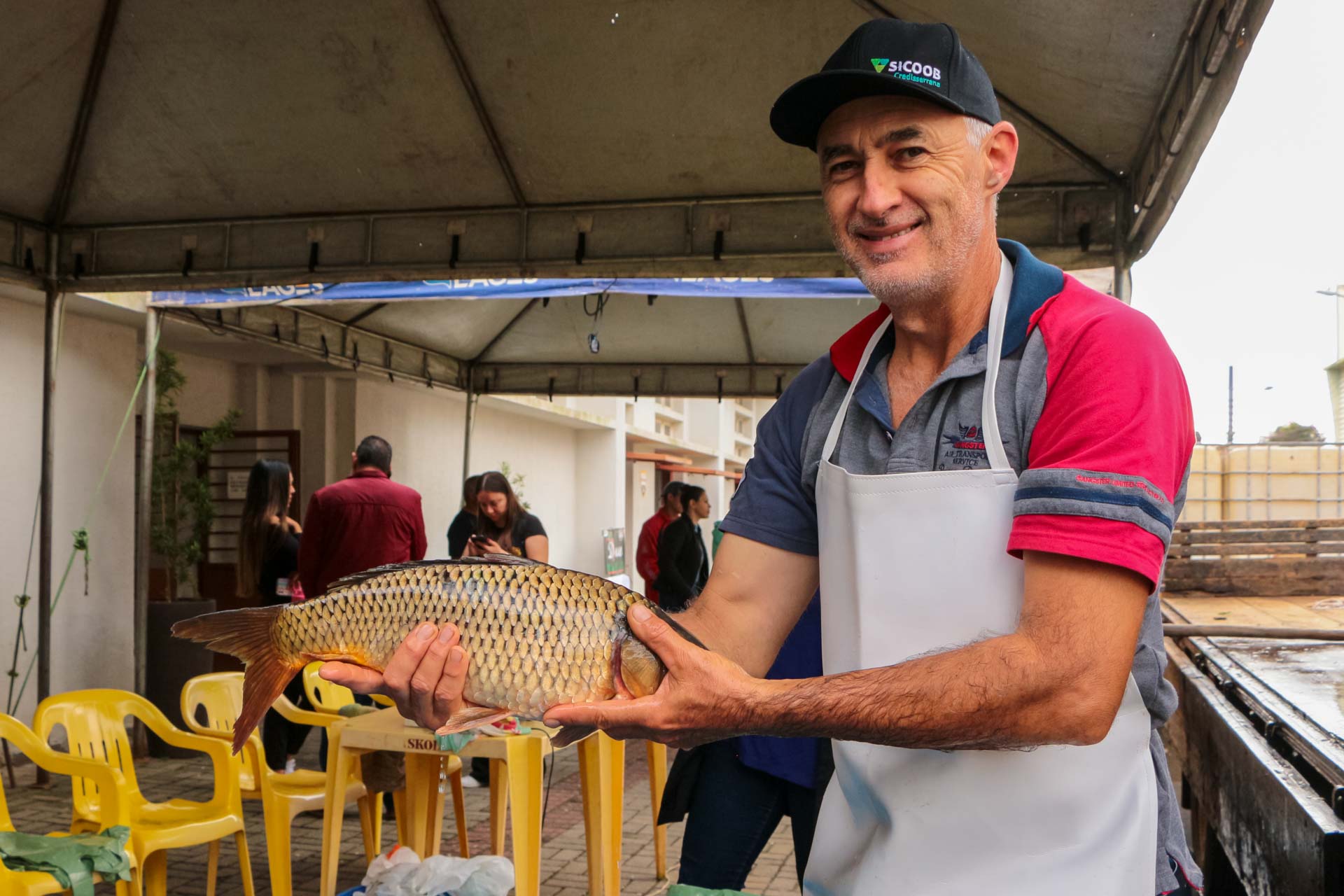 Prefeitura de Lages Neste dia 17 de abril encerra a Feira do Peixe Vivo