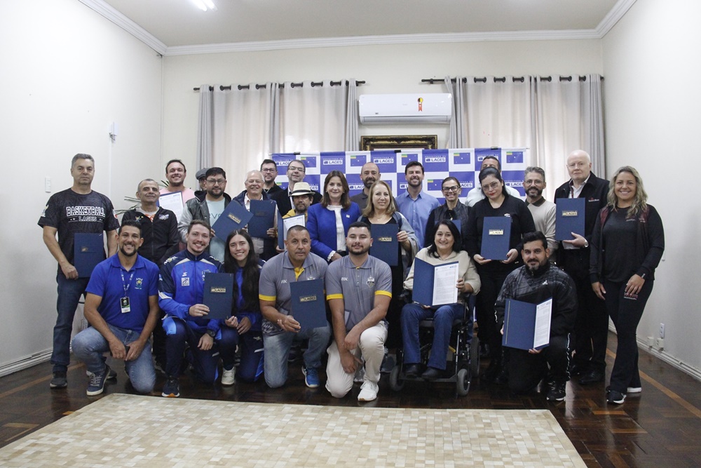 Prefeitura de Lages Prefeitura de Lages firma convênios com entidades para fortalecer o esporte de base e de alto rendimento