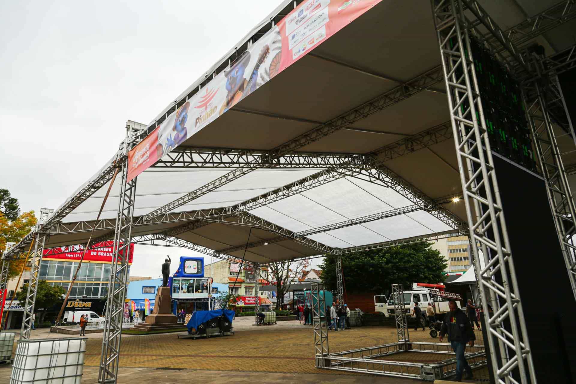 Prefeitura de Lages 35ª Festa Nacional do Pinhão inicia nesta sexta-feira e transforma Lages no grande palco da cultura serrana
