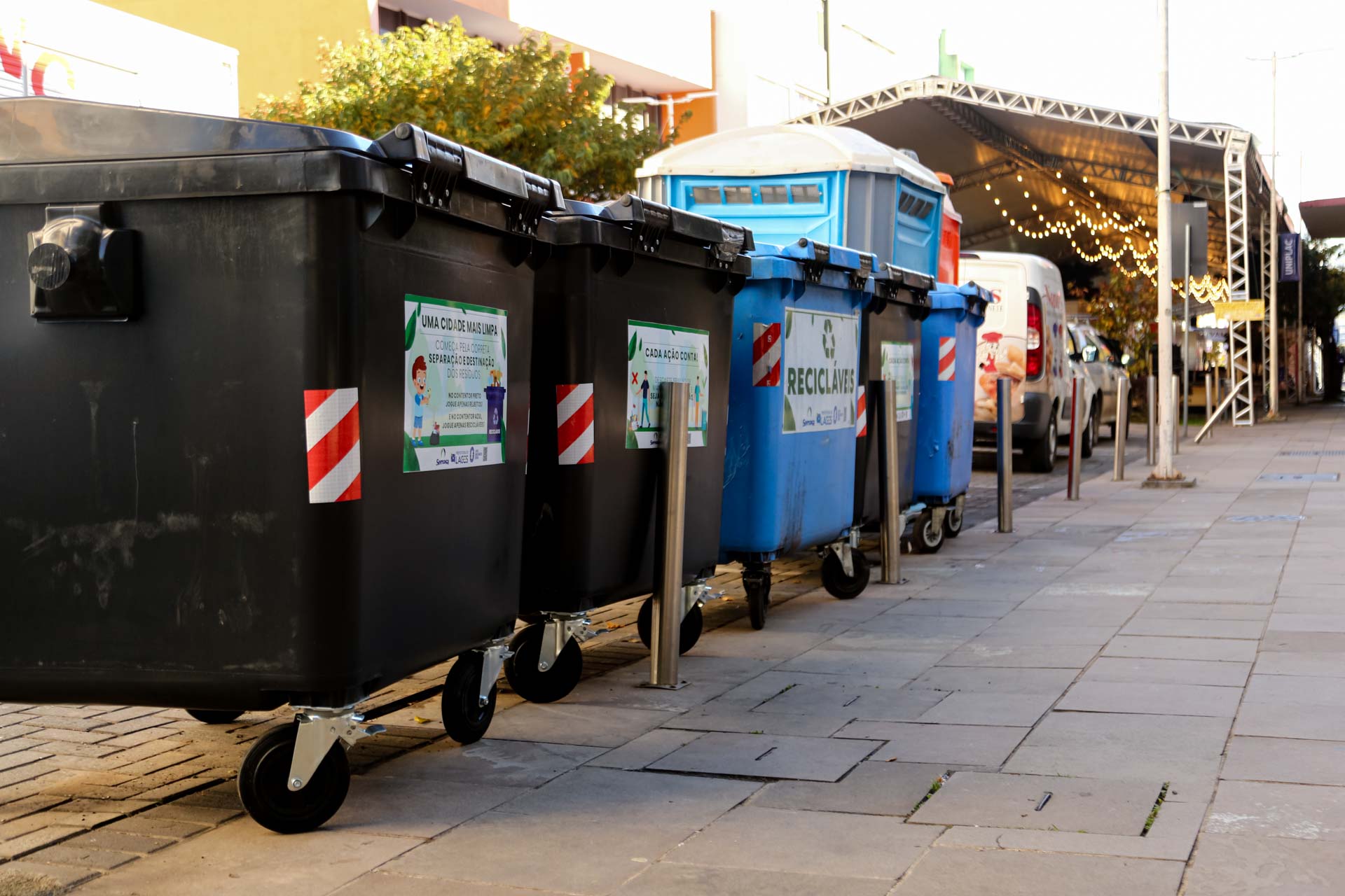 Prefeitura de Lages Semasa reforça presença de contentores na área central durante a Festa do Pinhão