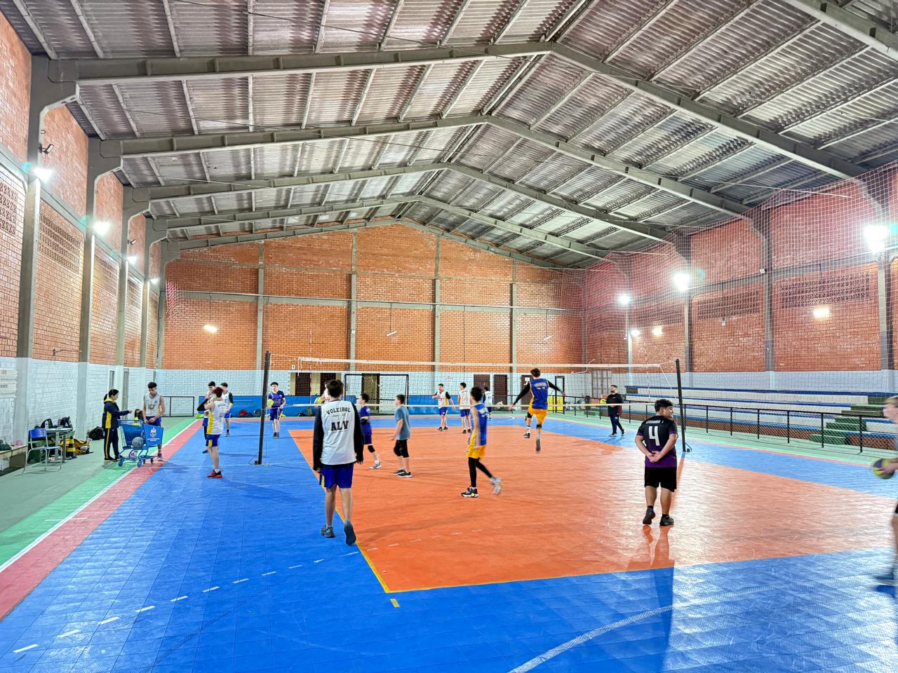 Prefeitura de Lages Lages sedia 1ª etapa da Liga Serrana de Voleibol Masculino Sub-16