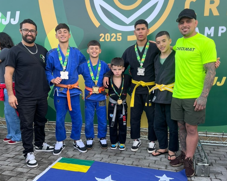 Prefeitura de Lages Jovem lageano conquista tricampeonato brasileiro de jiu-jitsu em São Paulo