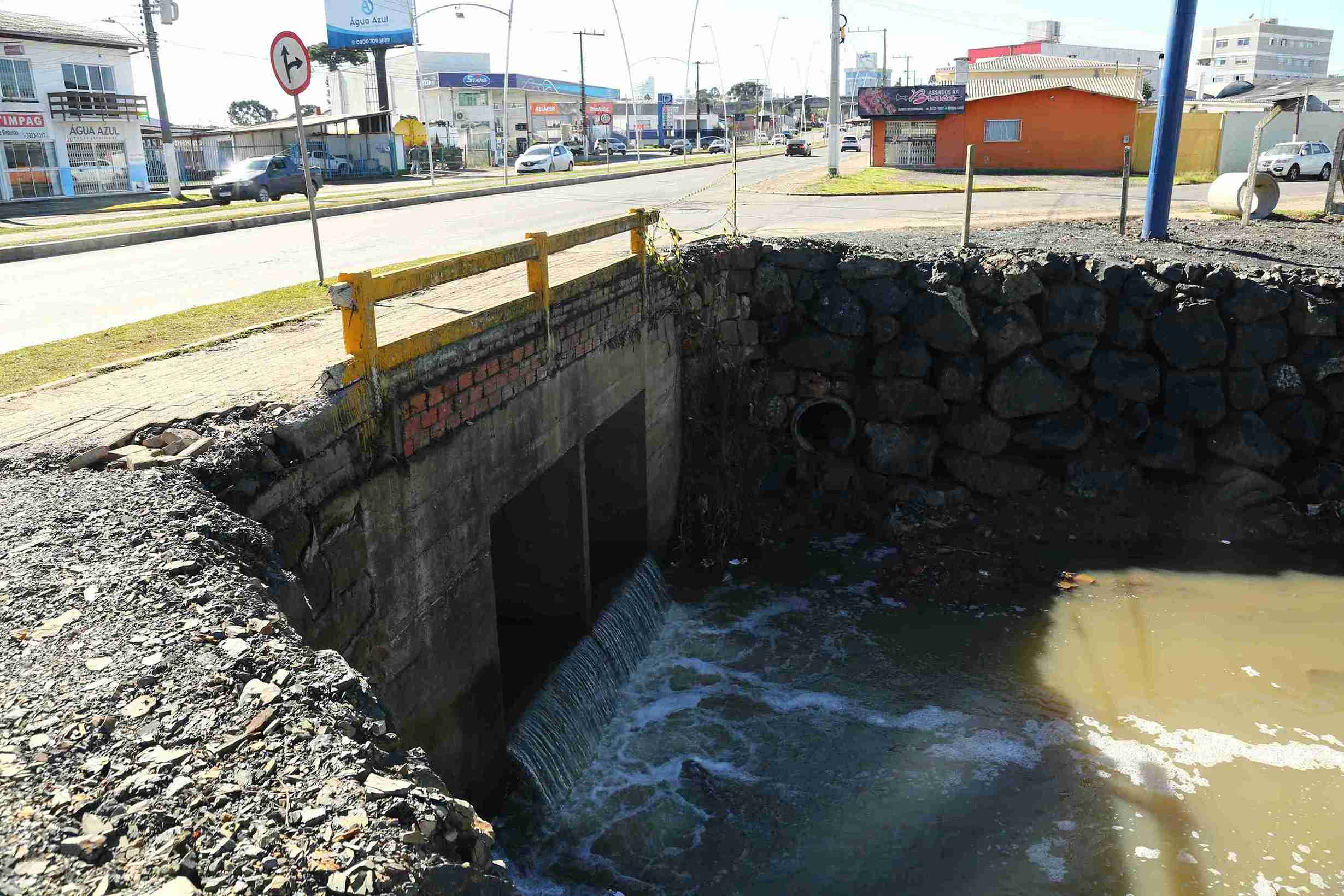 Prefeitura de Lages Segurança e sustentabilidade: Contenções finalizadas na Duque de Caxias