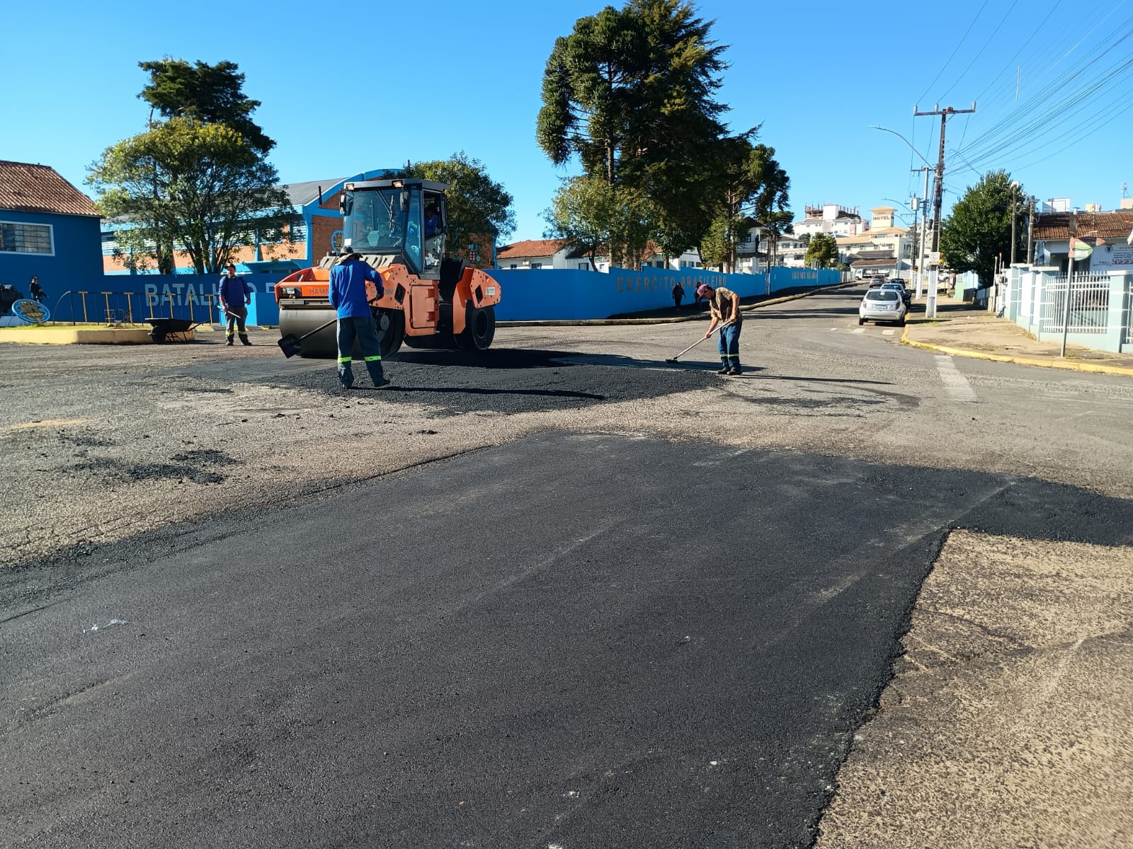 Prefeitura de Lages Secretaria de Obras e Infraestrutura conclui mais uma obra de recuperação asfáltica com equipes próprias