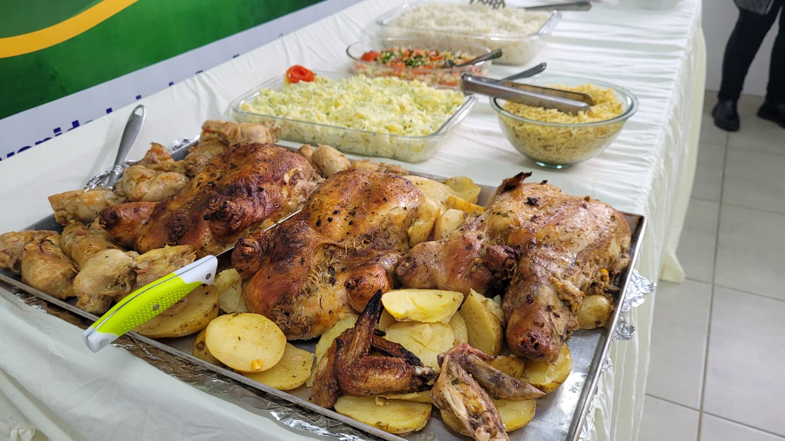 Prefeitura de Lages Banco de Alimentos e Senar promovem oficina de processamento de carne de frango com propósitos de ofertar expansão de alternativas criativas e dos negócios econômicos em Lages