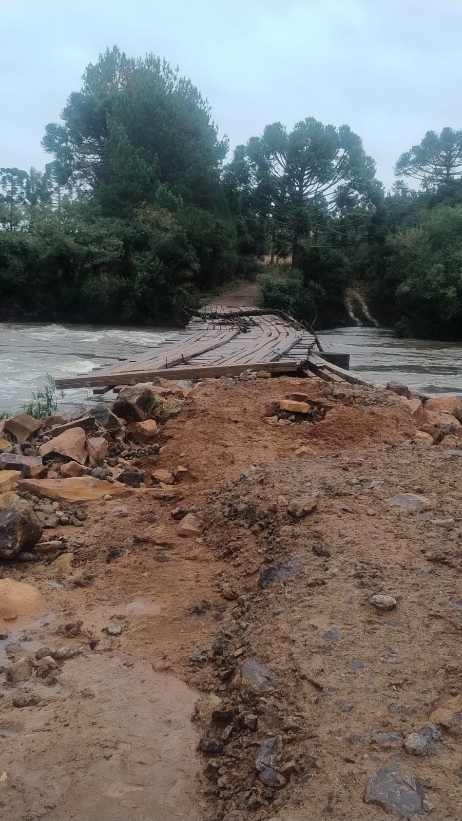 Prefeitura de Lages Reparos estruturais na Ponte do Rio Pelotinhas estão programados para início da tarde desta terça-feira - 8 de julho