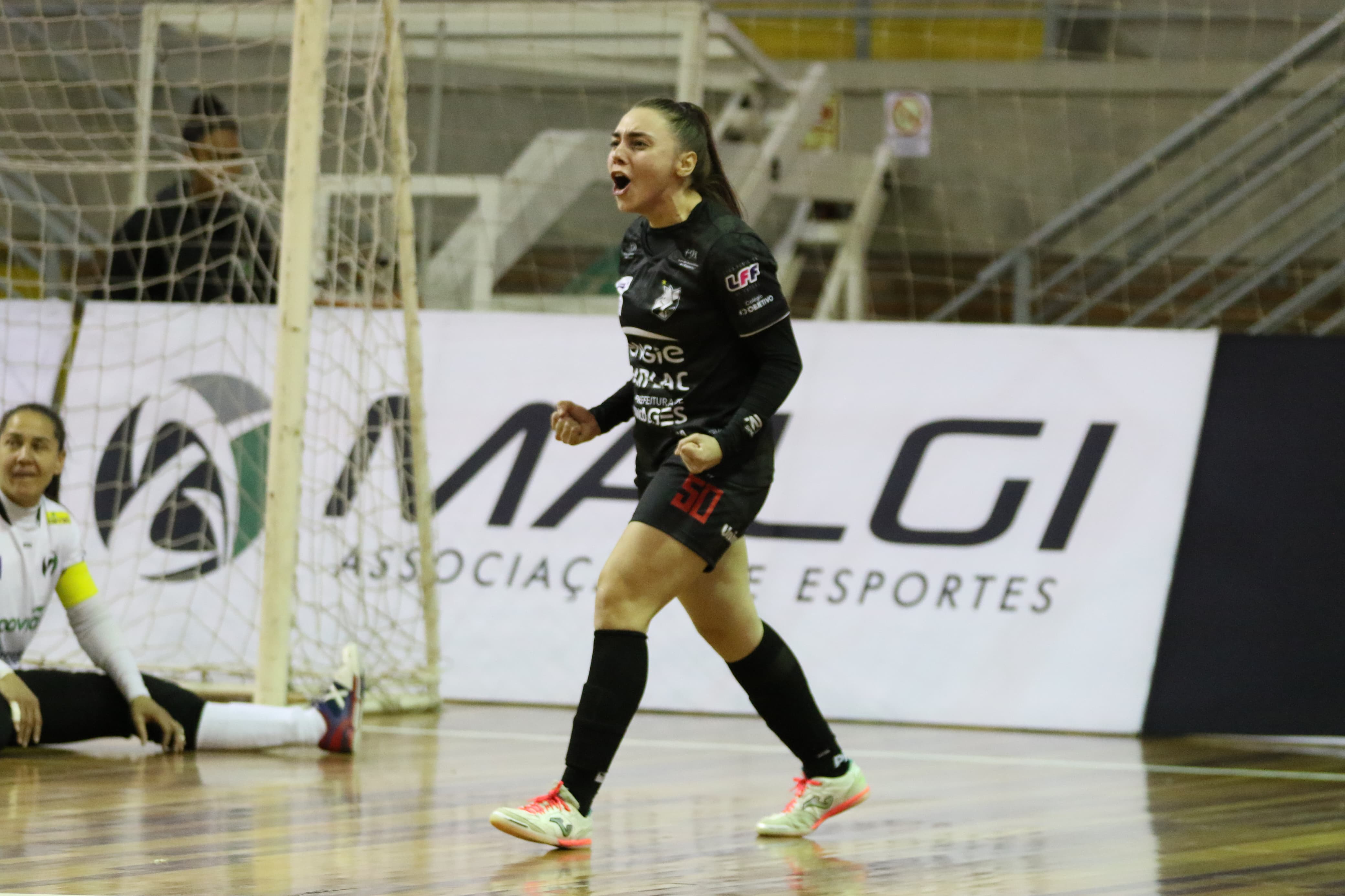 Prefeitura de Lages Leoas da Serra vencem em jogo emocionante e avançam na Copa do Brasil