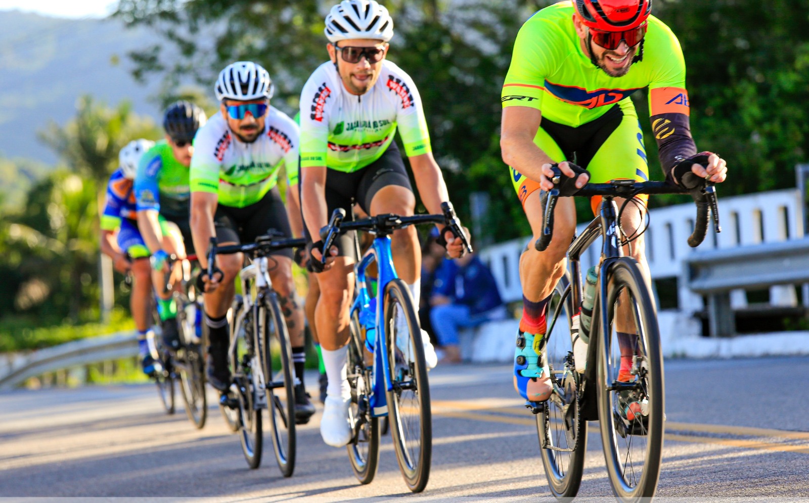 Prefeitura de Lages Lageanos brilham na Volta de Jaraguá do Sul de ciclismo e já miram próximo desafio em Brusque