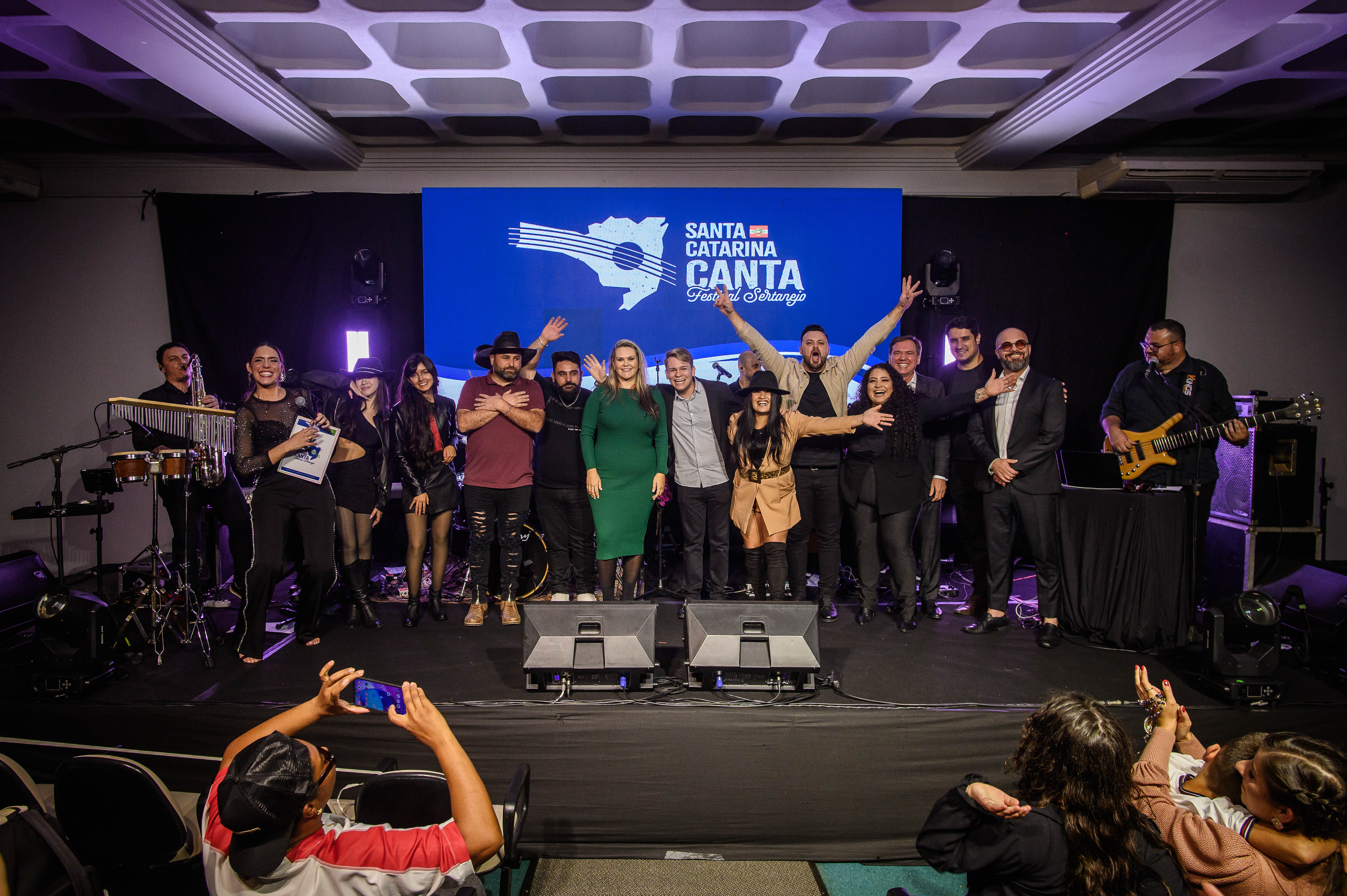 Prefeitura de Lages Festival Santa Catarina Canta tem etapa regional neste domingo em Lages