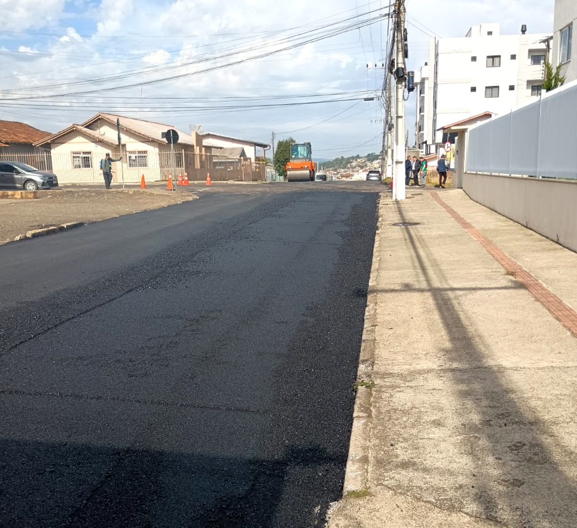 Prefeitura de Lages Mais uma recuperação asfáltica concluída