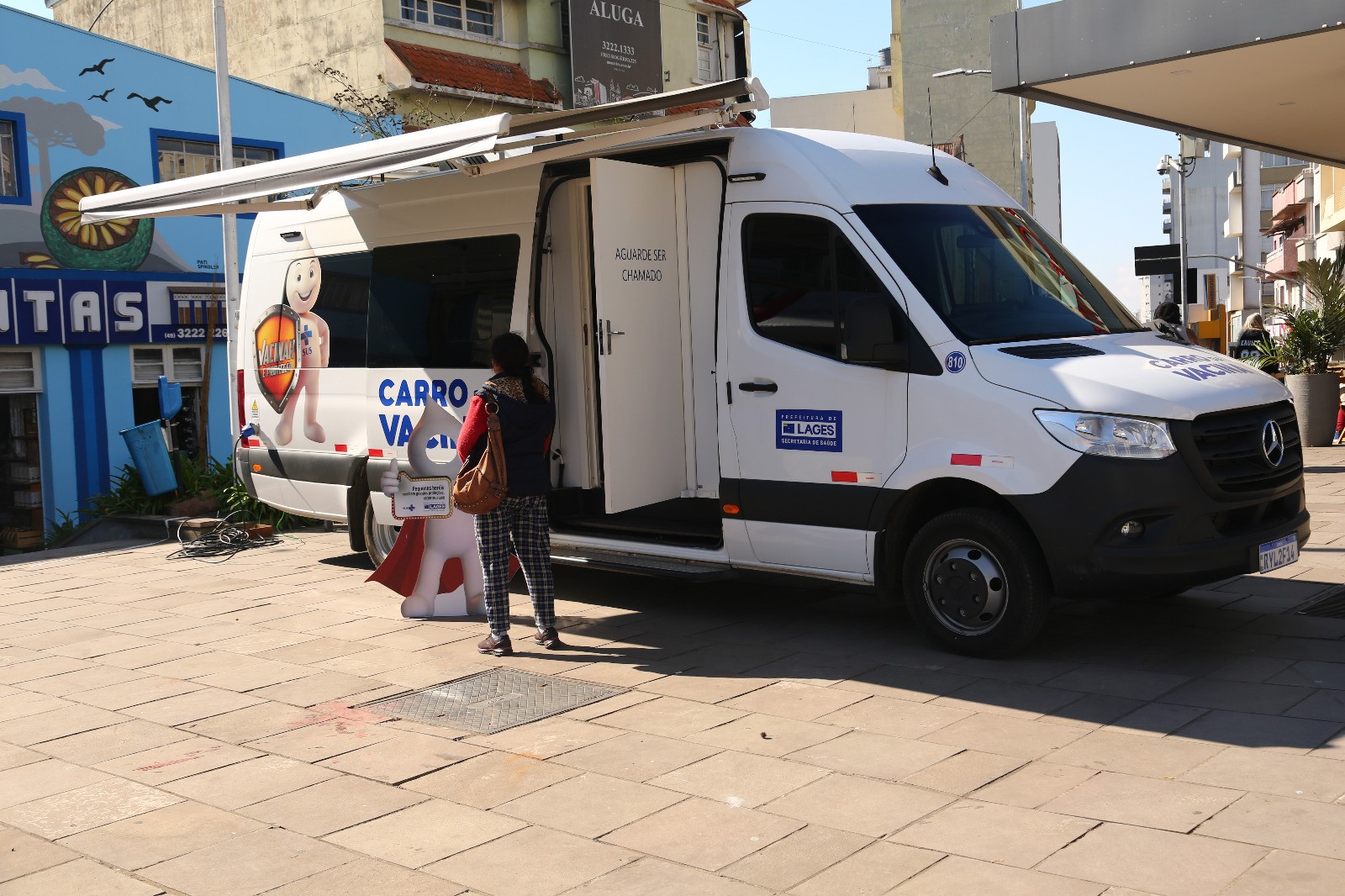 Prefeitura de Lages O Carro da Vacina estará no calçadão da Praça João Costa nesta quarta-feira 