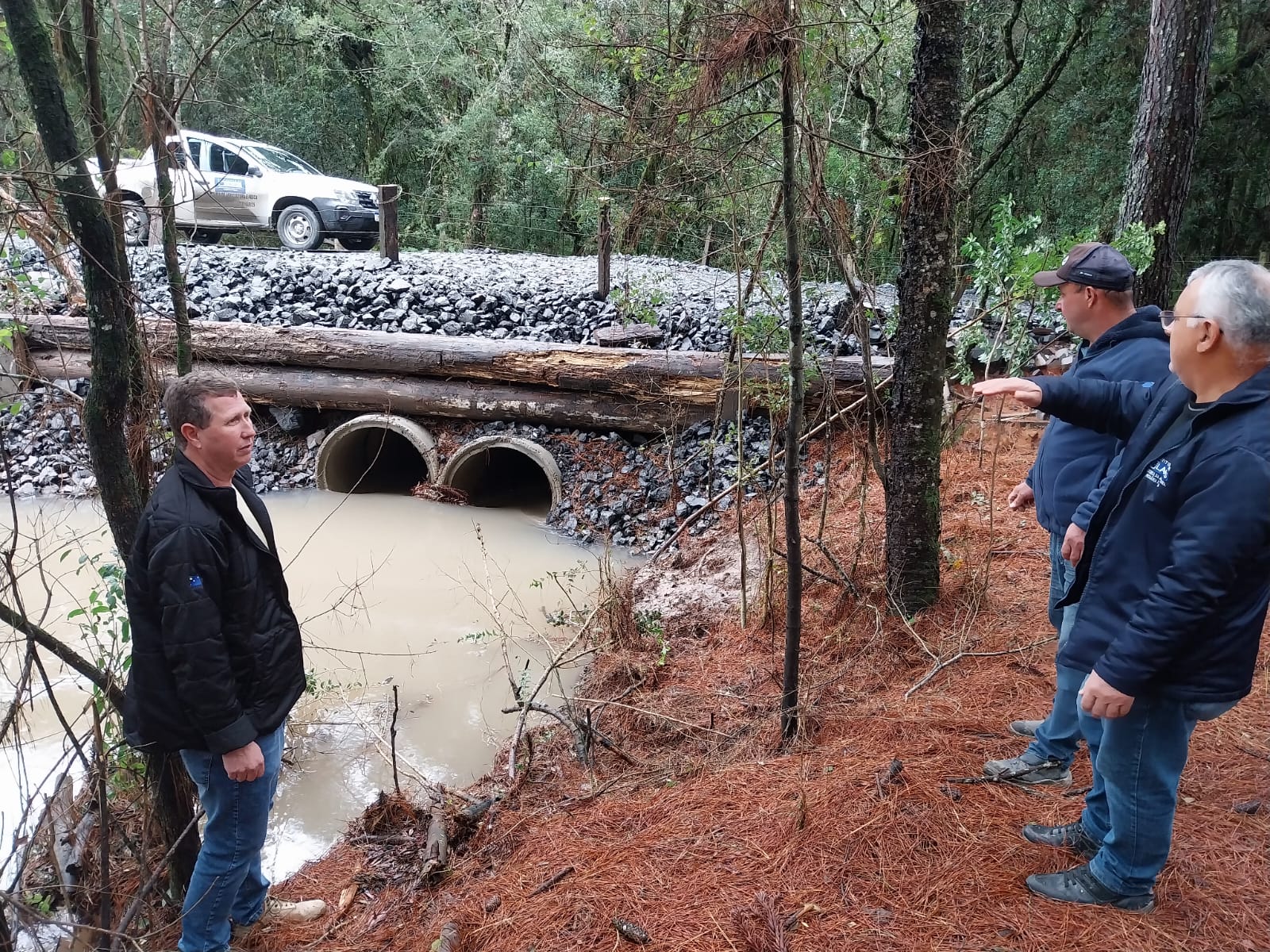 Prefeitura de Lages Chuvas causam danos na infraestrutura viária do interior do município de Lages