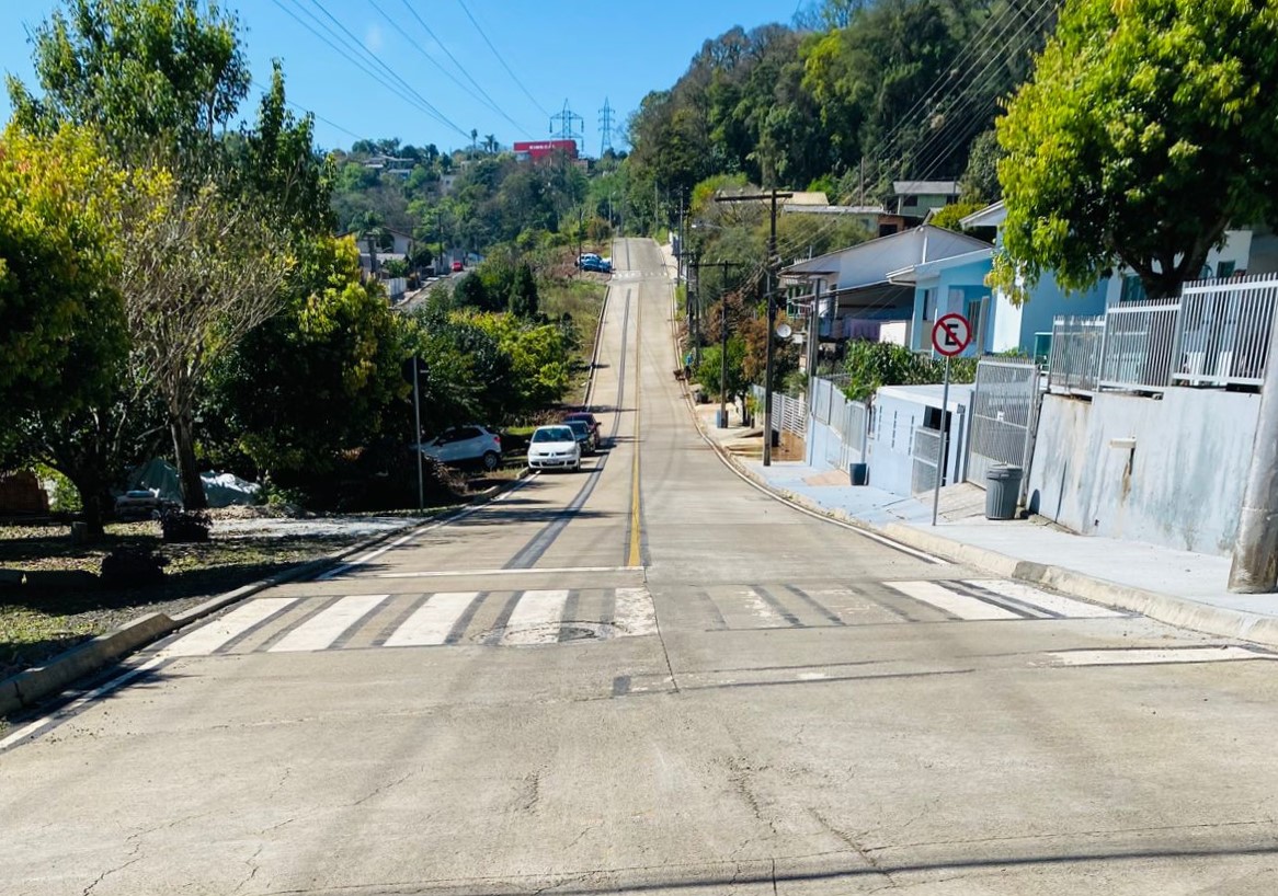 Prefeitura de Lages Secretaria de Obras e Infraestrutura visita pavimentações em Joaçaba