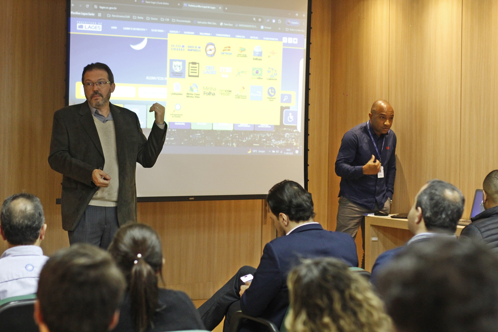 Prefeitura de Lages Treinamento aprofunda conhecimentos a respeito de nova versão da Nota Fiscal de Serviço Eletrônica a servidores municipais e a profissionais da sociedade conforme obrigatoriedade de uso a partir de 2026 