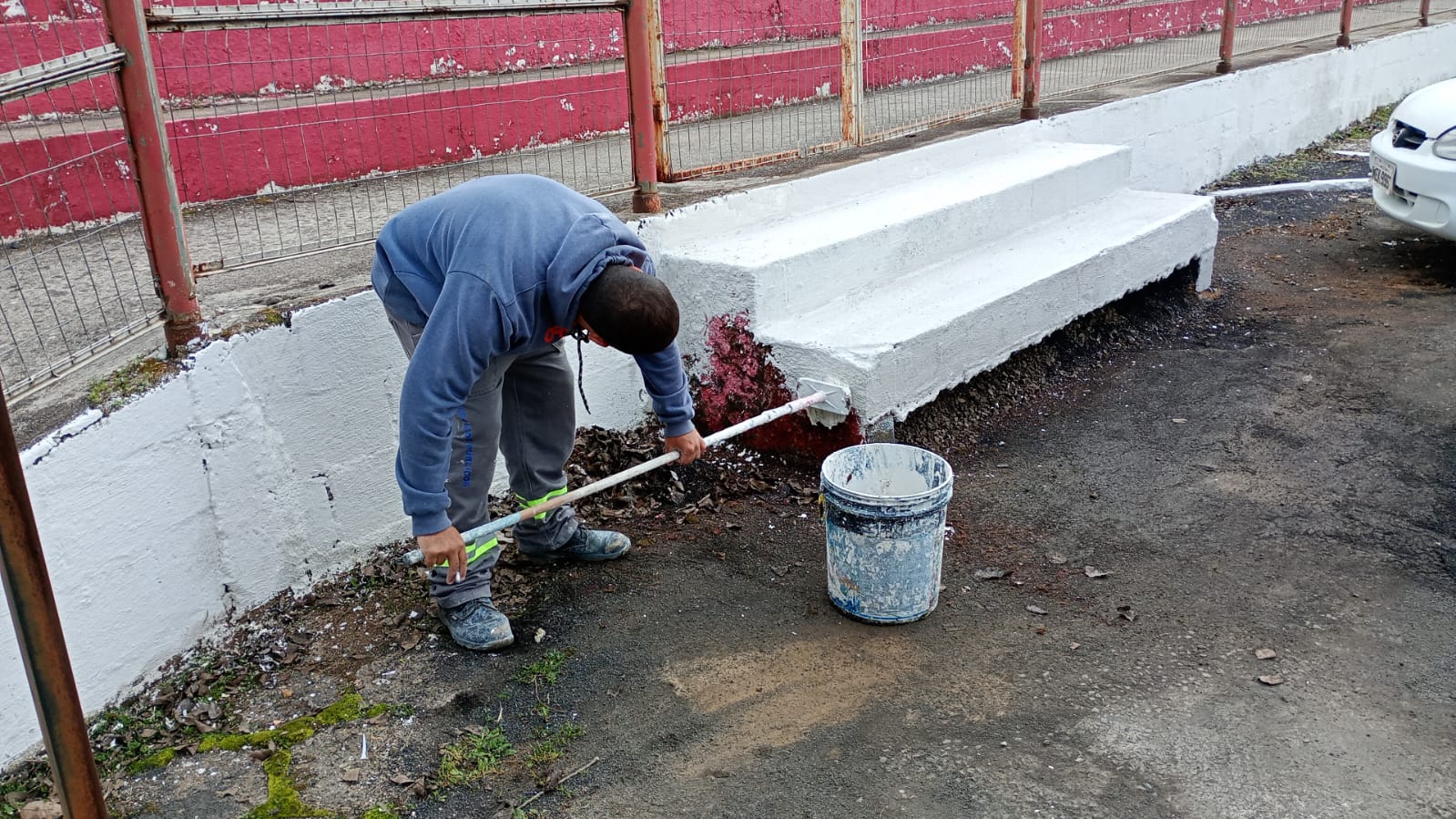 Prefeitura de Lages Serviços Públicos intensificam ações de manutenção em diferentes regiões da cidade nesta sexta-feira