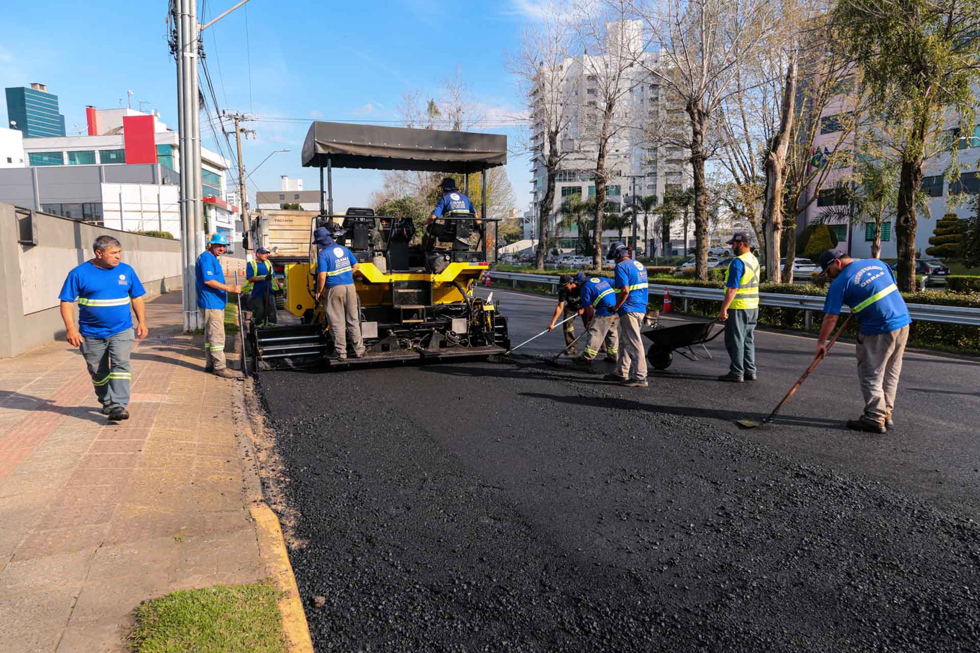 Prefeitura de Lages Avança recuperação asfáltica da etapa 2 da Avenida Carahá
