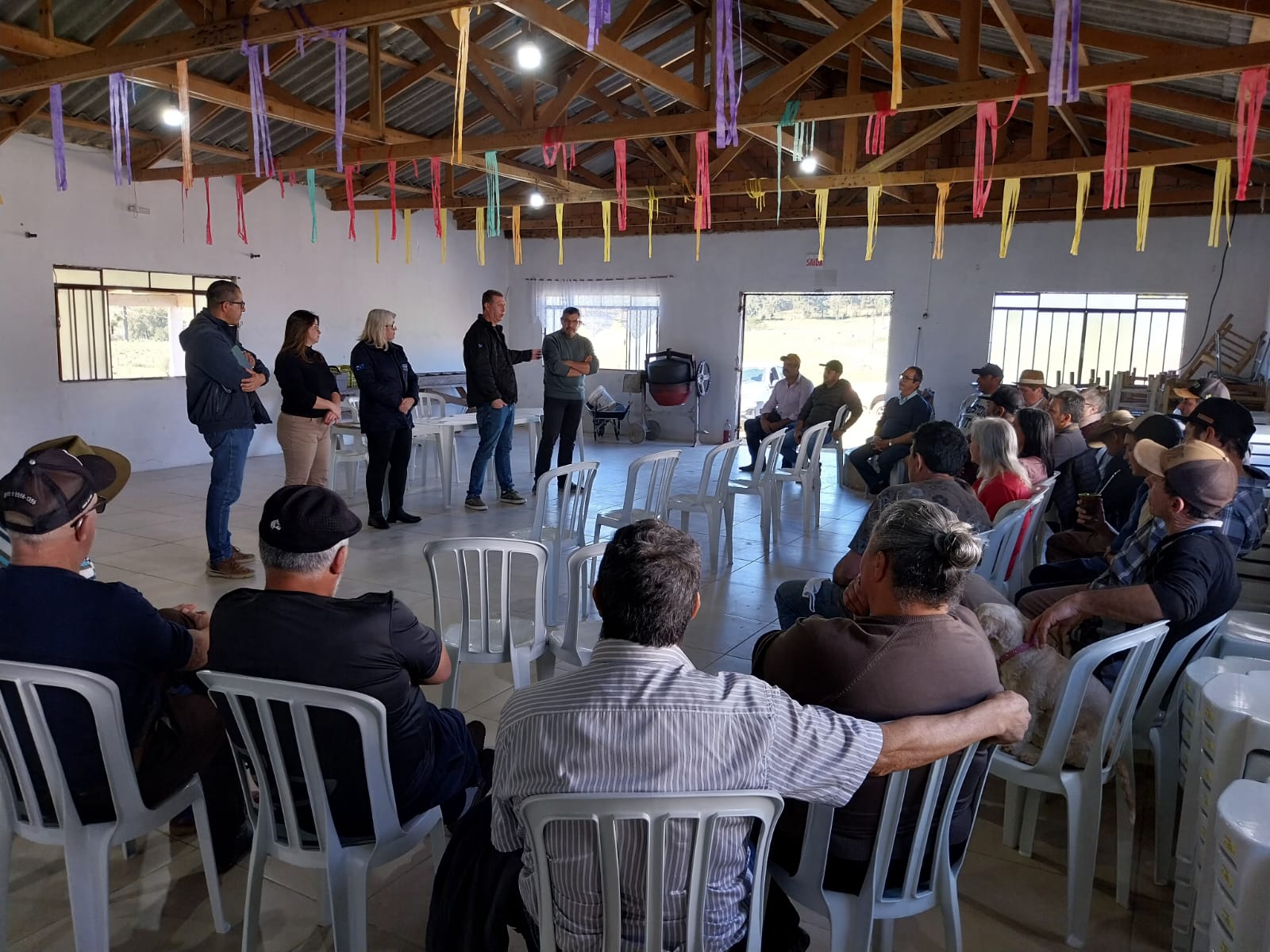 Prefeitura de Lages Novo projeto de desenvolvimento rural abrange ideia associativista