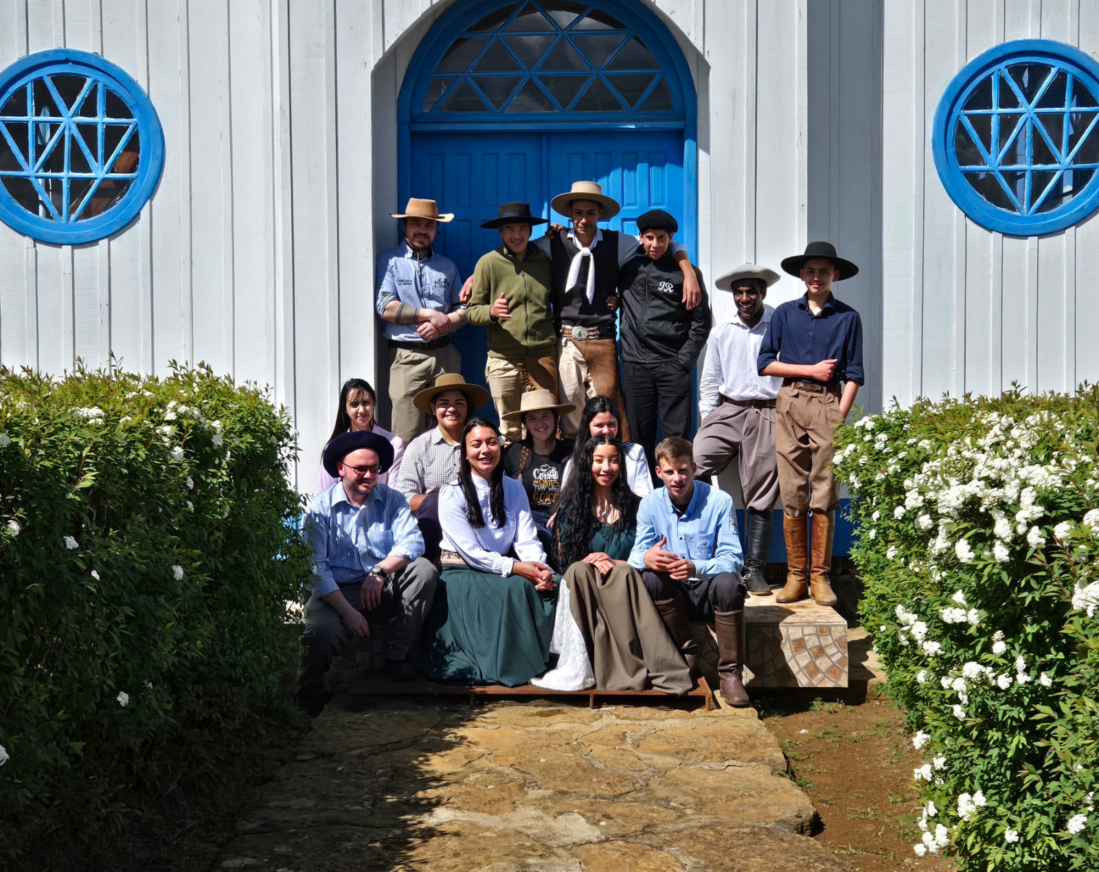 Prefeitura de Lages Emeb Itinerante Maria Alice Wolff Souza celebra tradições gaúchas na Semana Farroupilha