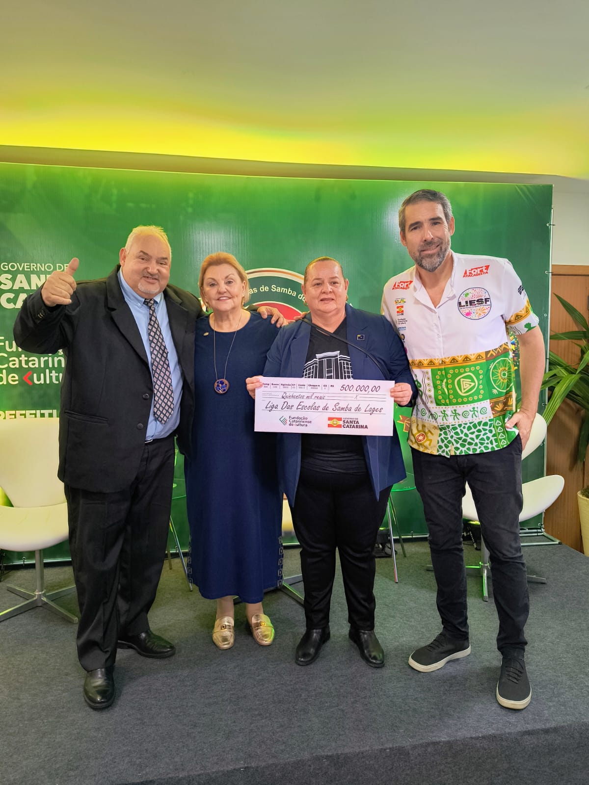 Prefeitura de Lages Governo do Estado garante R$ 500 mil para os desfiles de Carnaval 2026 em Lages