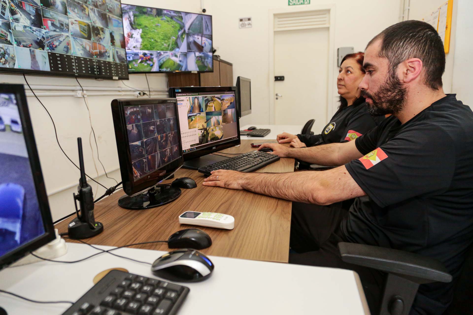 Prefeitura de Lages Prefeitura de Lages implanta cobertura de videomonitoramento em 100% das unidades de ensino do município  