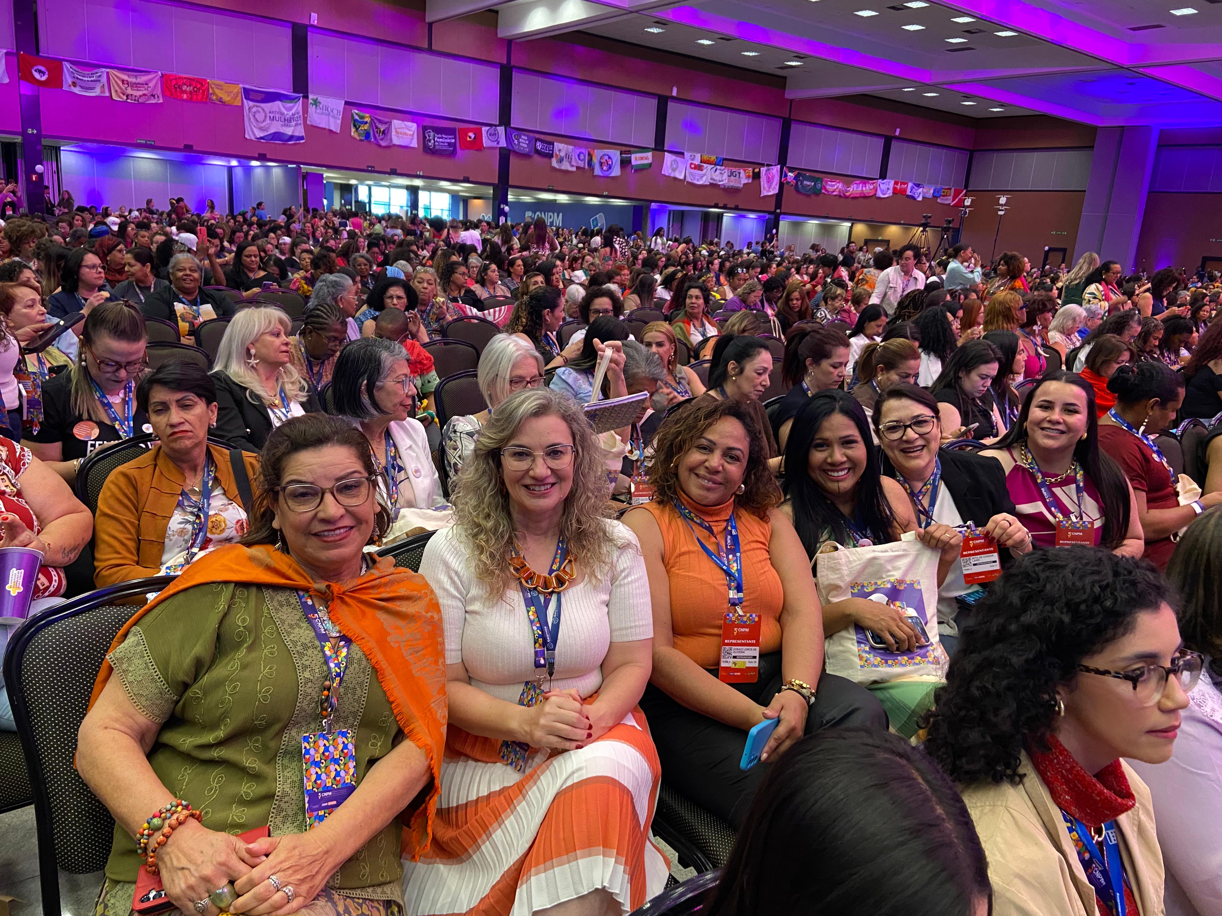 Prefeitura de Lages Em defesa da participação popular, cidadania e igualdade de oportunidades, Secretaria de Políticas para a Mulher e para o Idoso de Lages está na 5ª Conferência Nacional de Políticas para as Mulheres em Brasília 