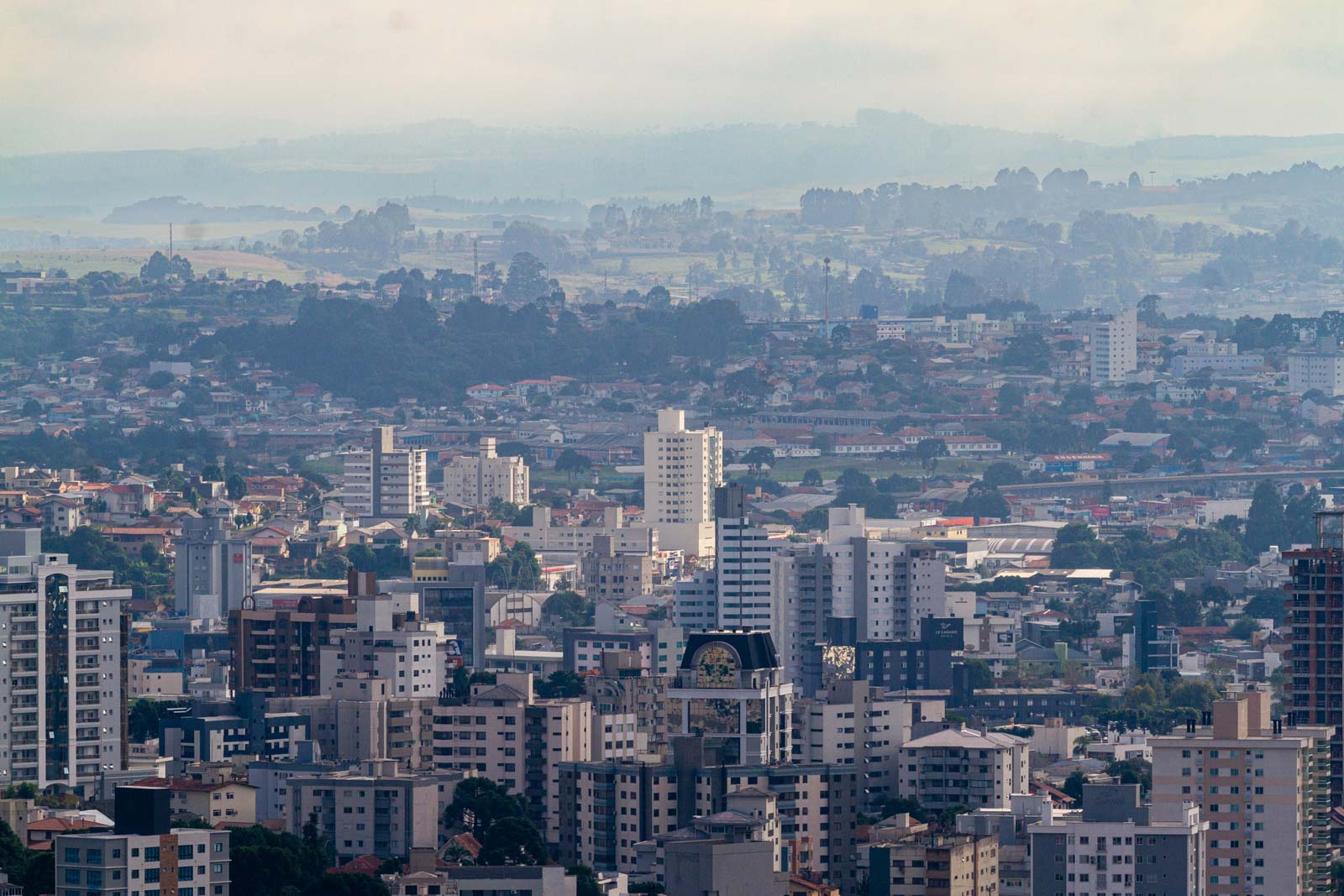 Prefeitura de Lages Prefeitura de Lages adequa cargos do Plano de Carreira de servidores efetivos 