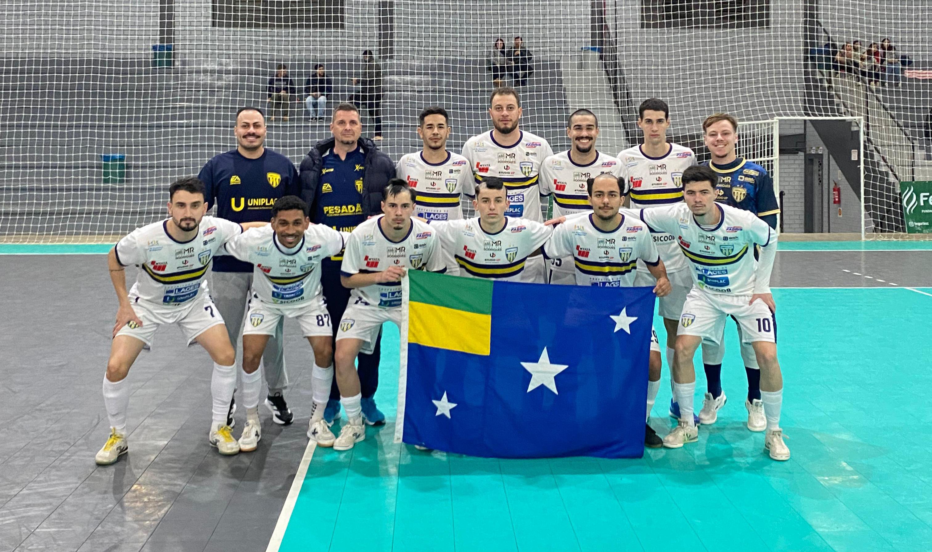 Prefeitura de Lages Lages Futsal decide em casa a vaga entre os quatro melhores da Série Prata