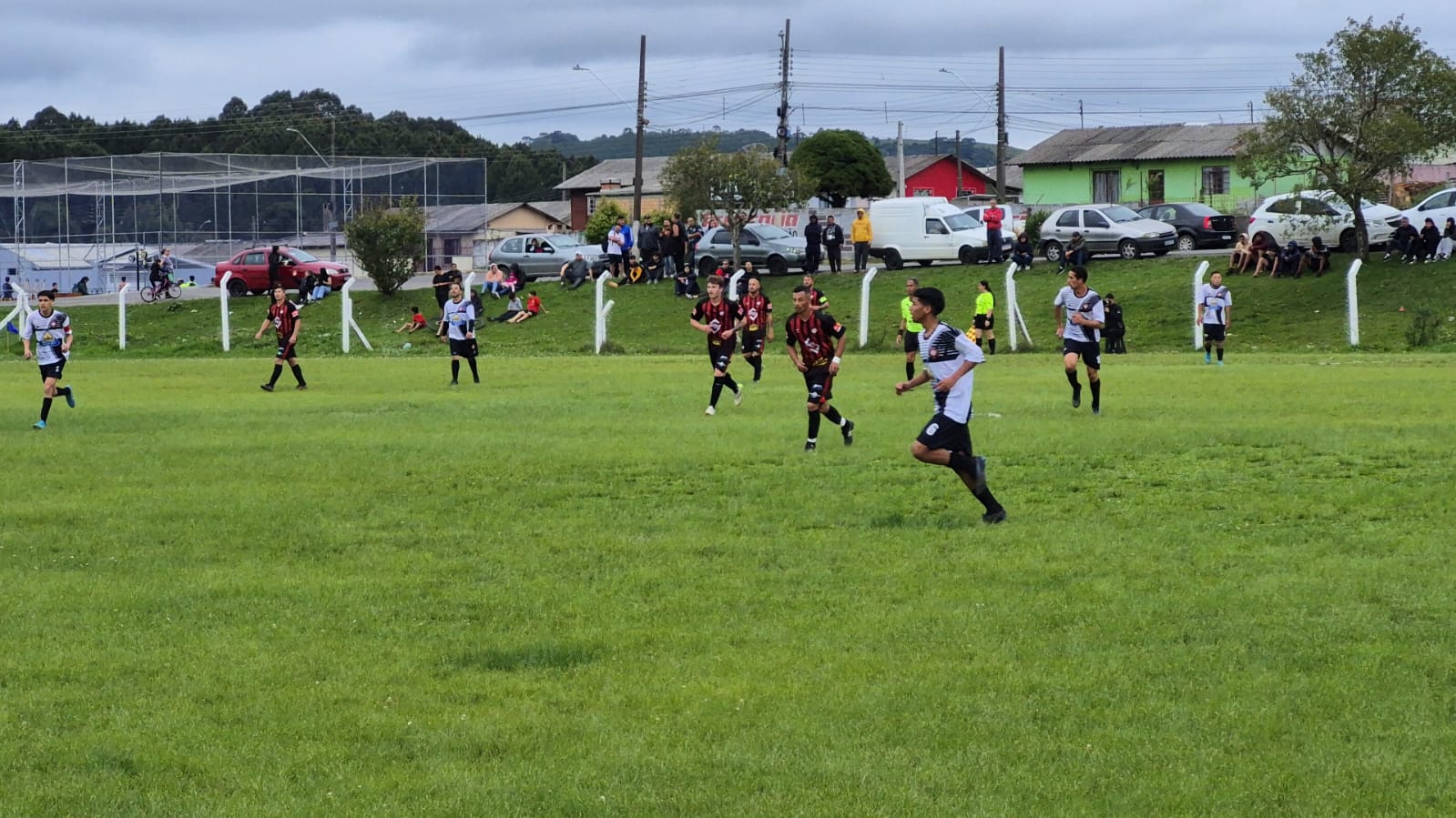 Prefeitura de Lages Mais um fim de semana de muitos gols e disputas acirradas nos Jocol 2025