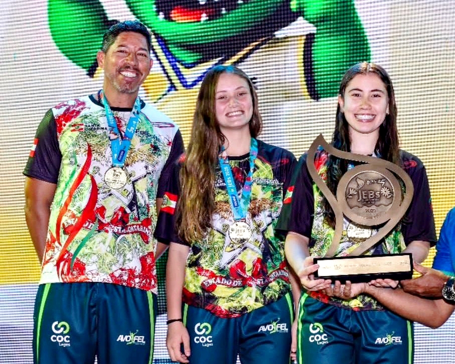 Prefeitura de Lages Dupla lageana conquista título nacional na Série Prata do voleibol de areia dos Jogos Escolares Brasileiros 2025