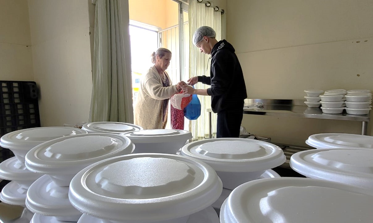 Prefeitura de Lages Cozinha Comunitária de Lages garante alimentação para famílias em vulnerabilidade em Lages