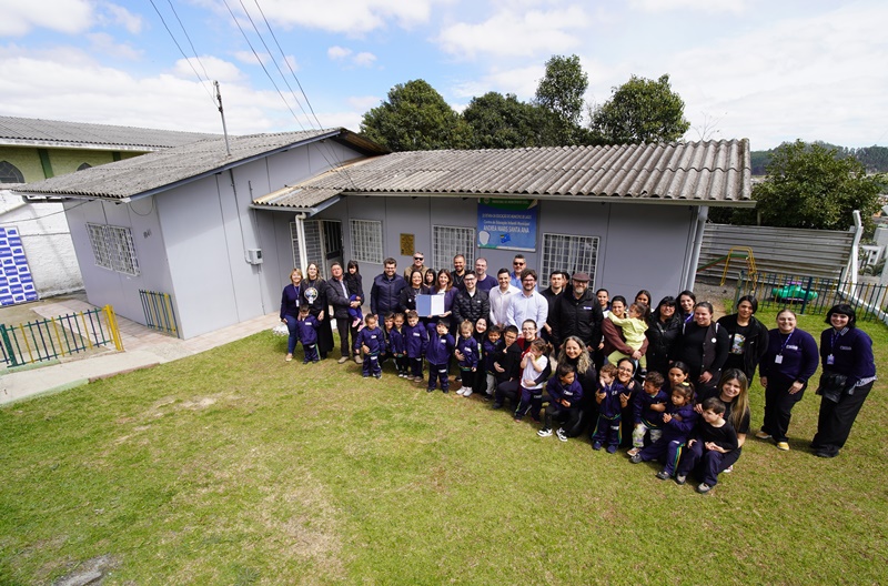 Prefeitura de Lages Prefeitura de Lages assina ordem de serviço para obras de reforma e ampliação do Ceim Andrea Maris Santa'Ana