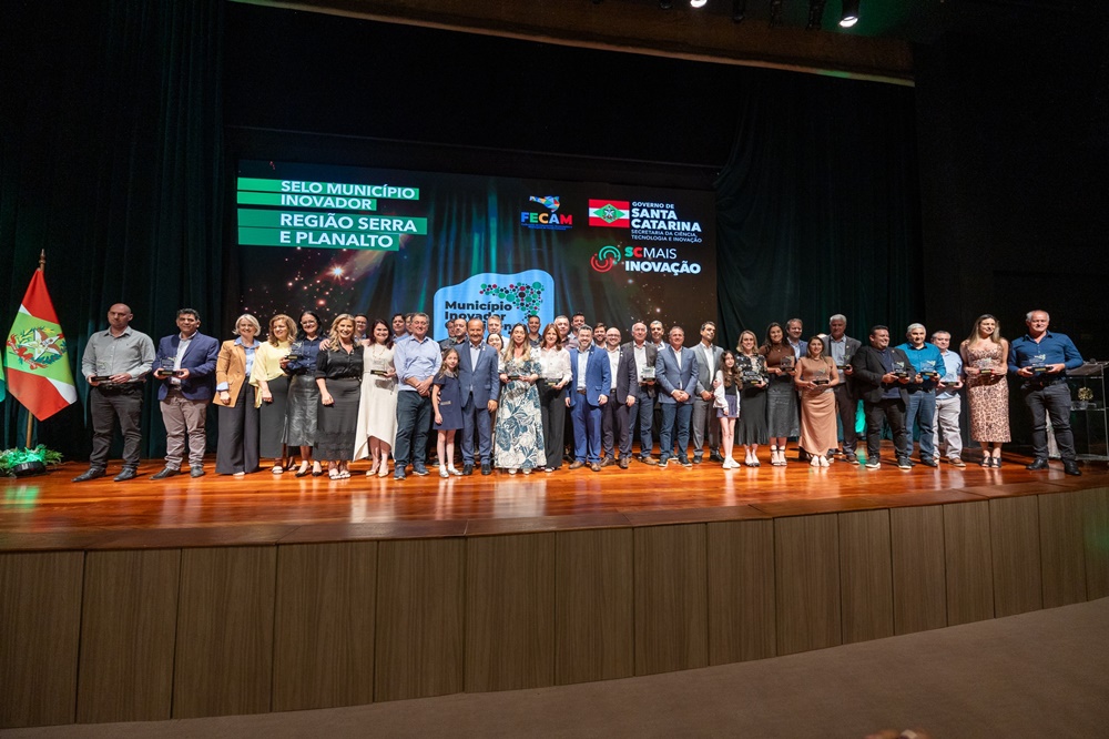 Prefeitura de Lages Lages recebe Selo de Município Inovador