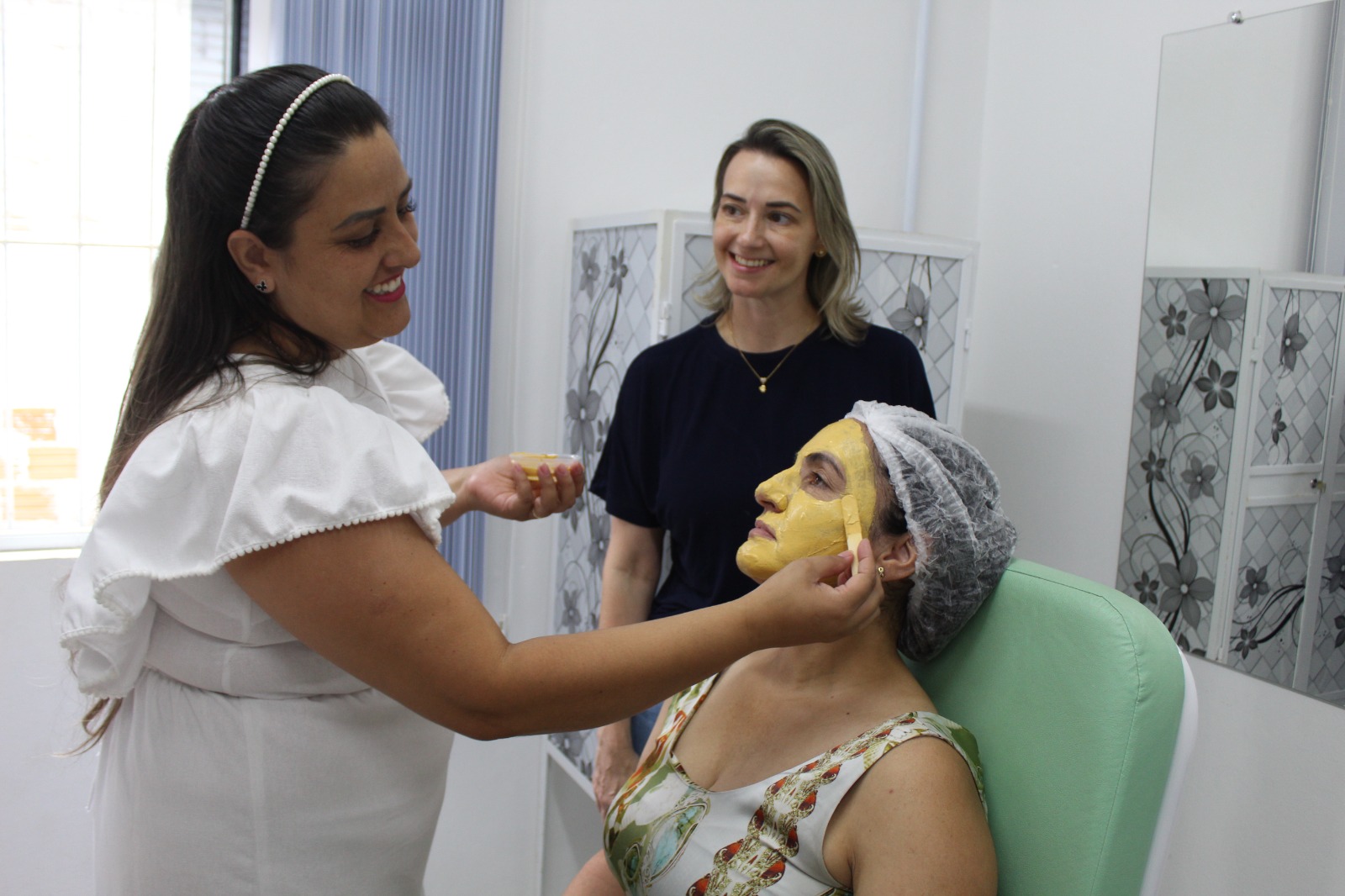 Prefeitura de Lages Campanha nacional Janeiro Branco sensibiliza população de Lages sobre cuidados com a saúde mental em mobilização da Secretaria Municipal da Saúde