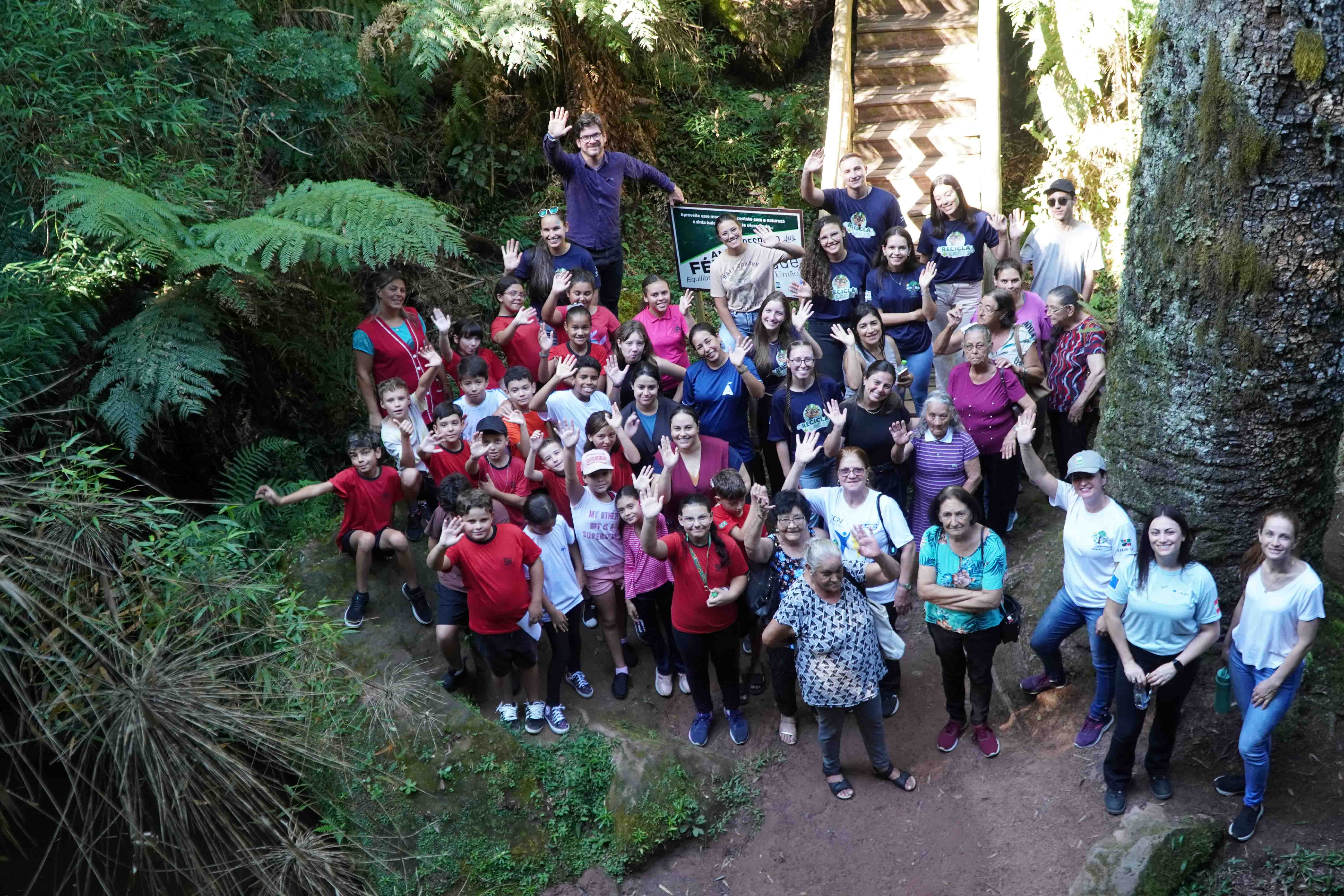 Prefeitura de Lages Ações com estudantes na Estação de Tratamento de Água e no Parque Natural Municipal movimentam a programação da Semana da Água em Lages